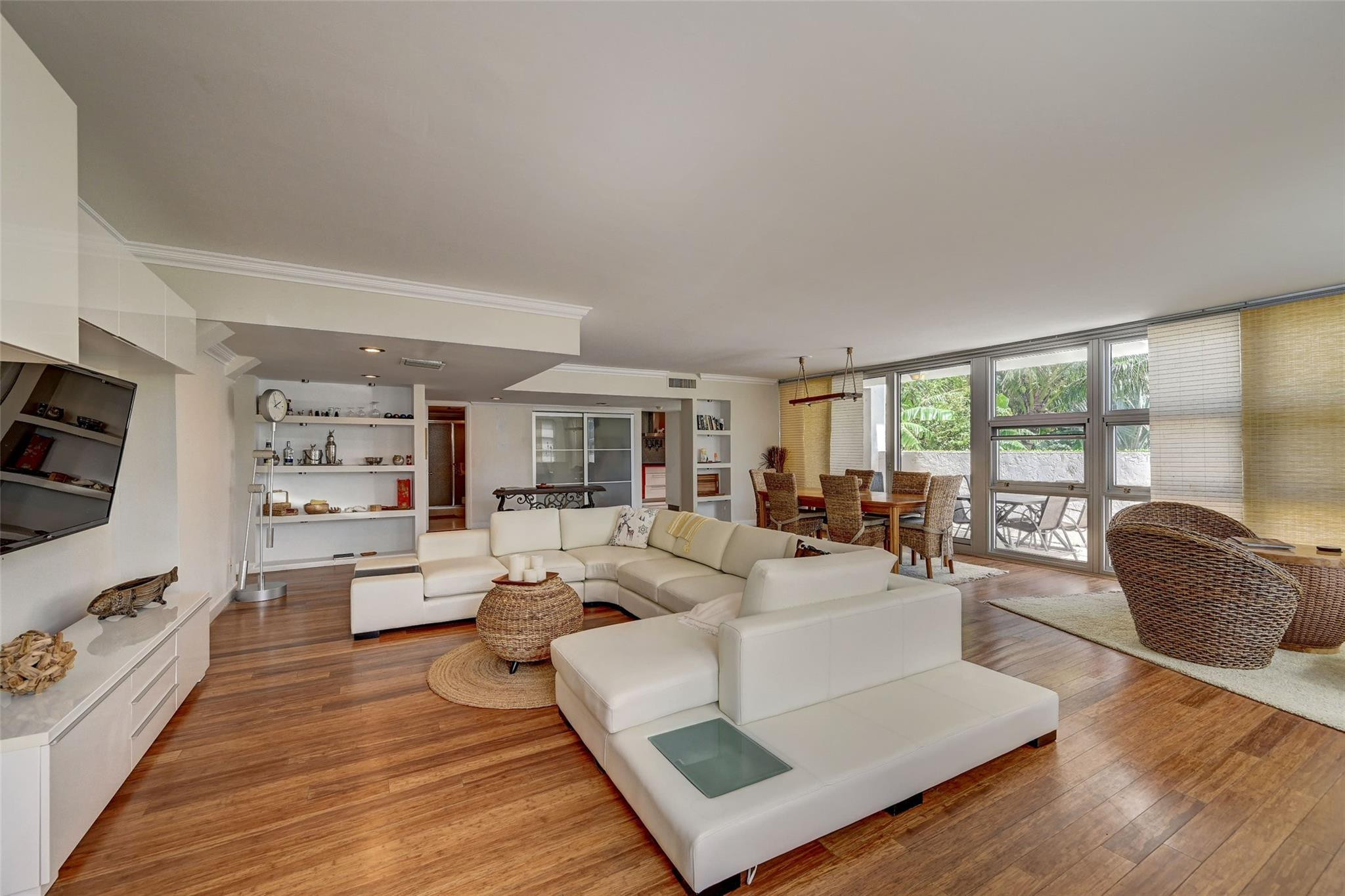 525 N Ocean Boulevard T-2