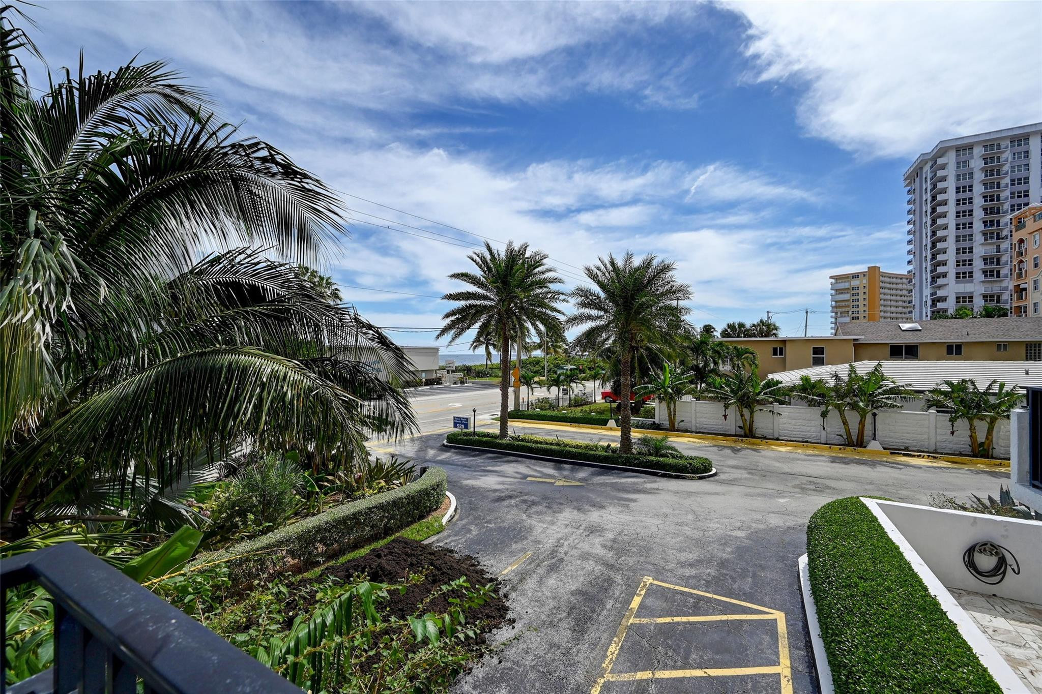 525 N Ocean Boulevard T-2