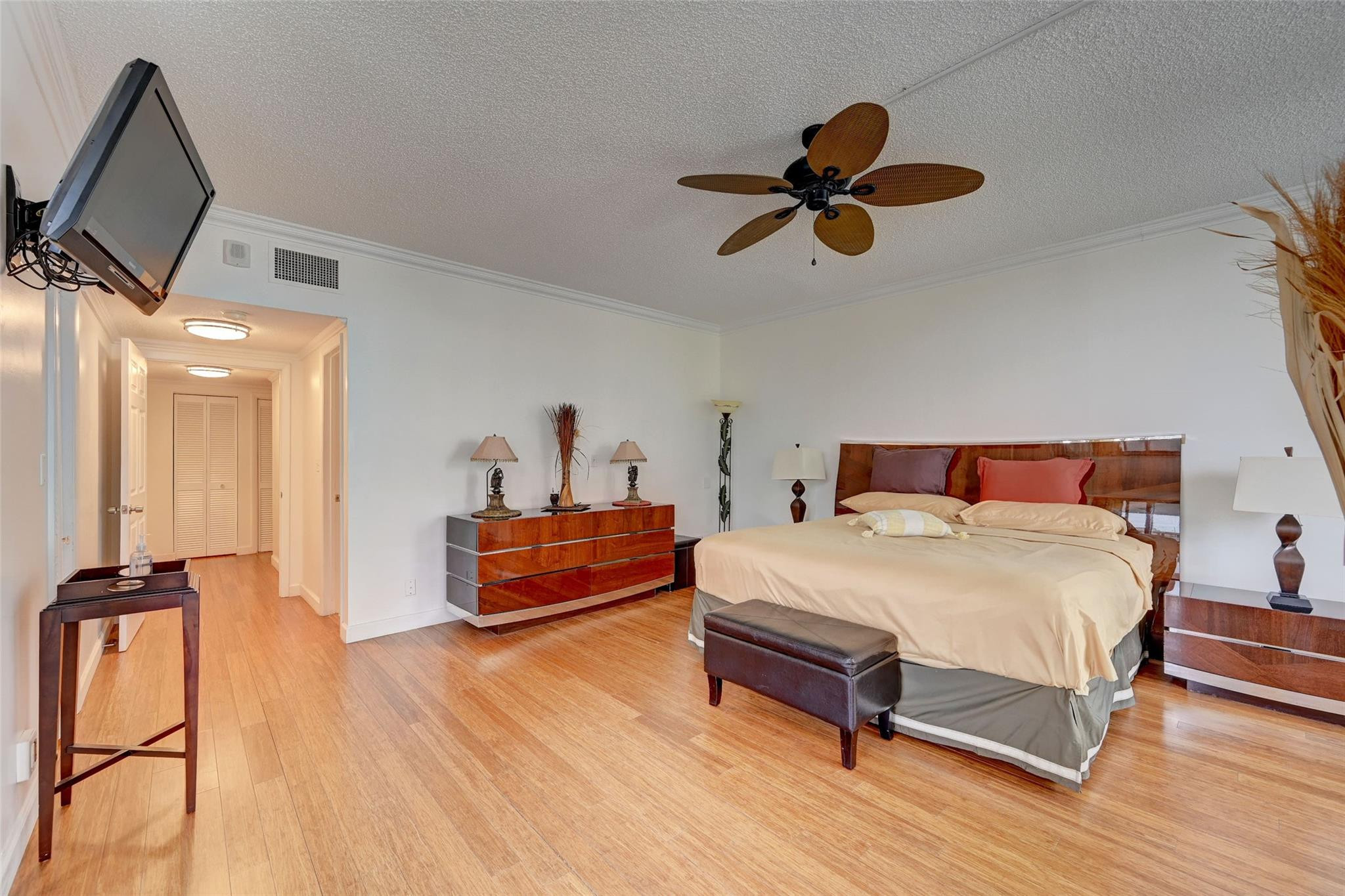 525 N Ocean Boulevard T-2