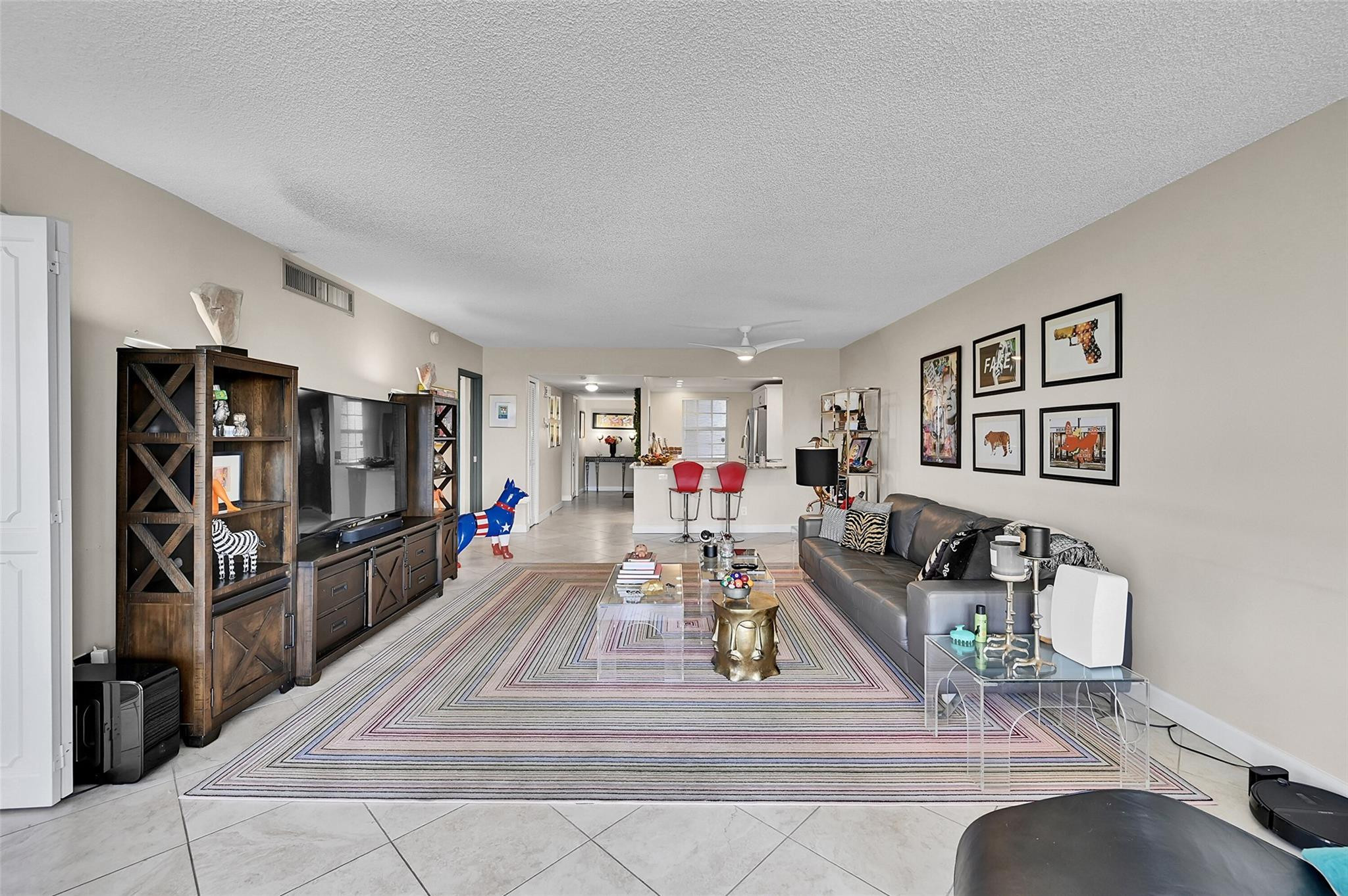 605 Oaks Drive 701