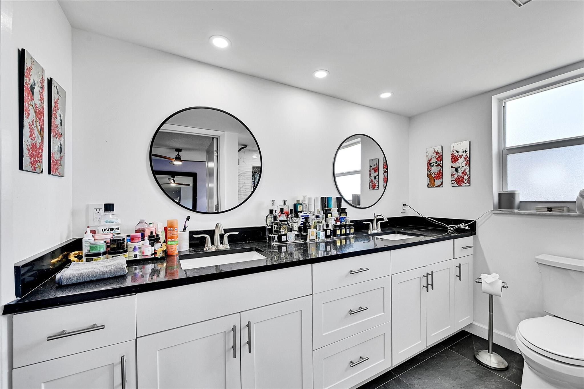 605 Oaks Drive 701