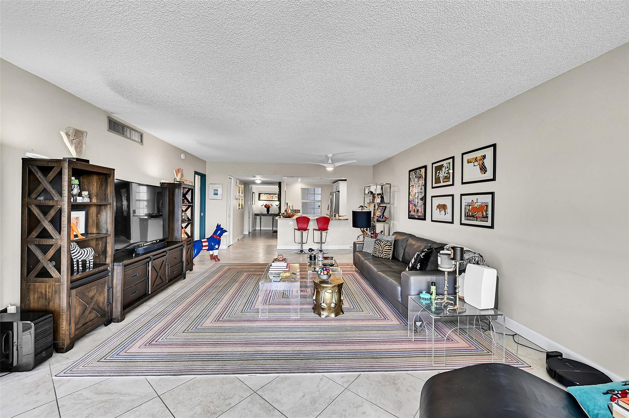 605 Oaks Drive 701