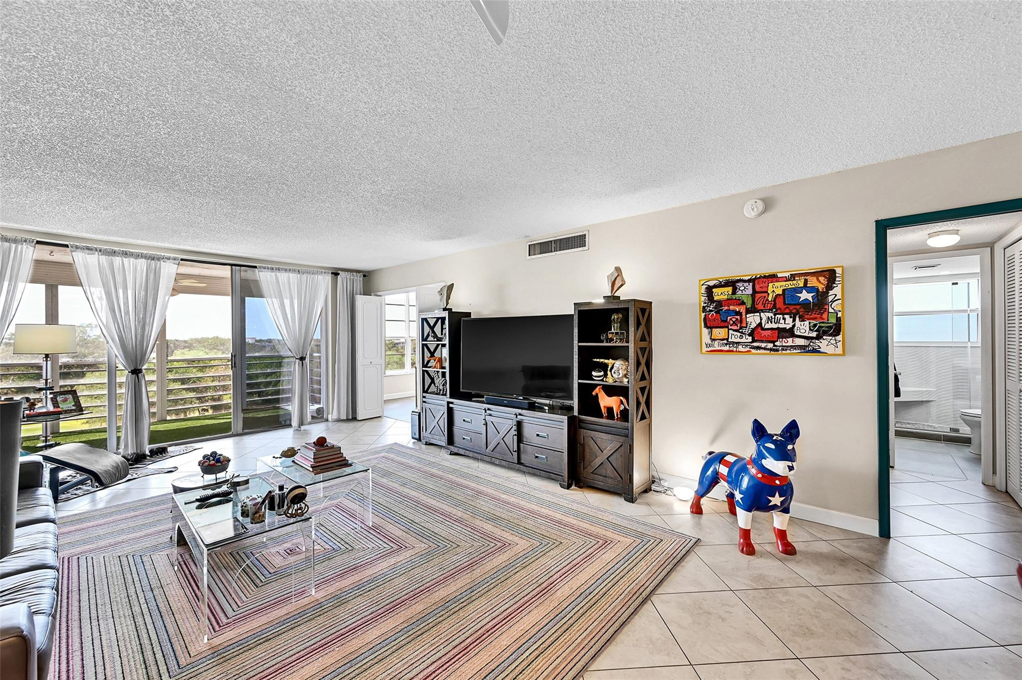 605 Oaks Drive 701