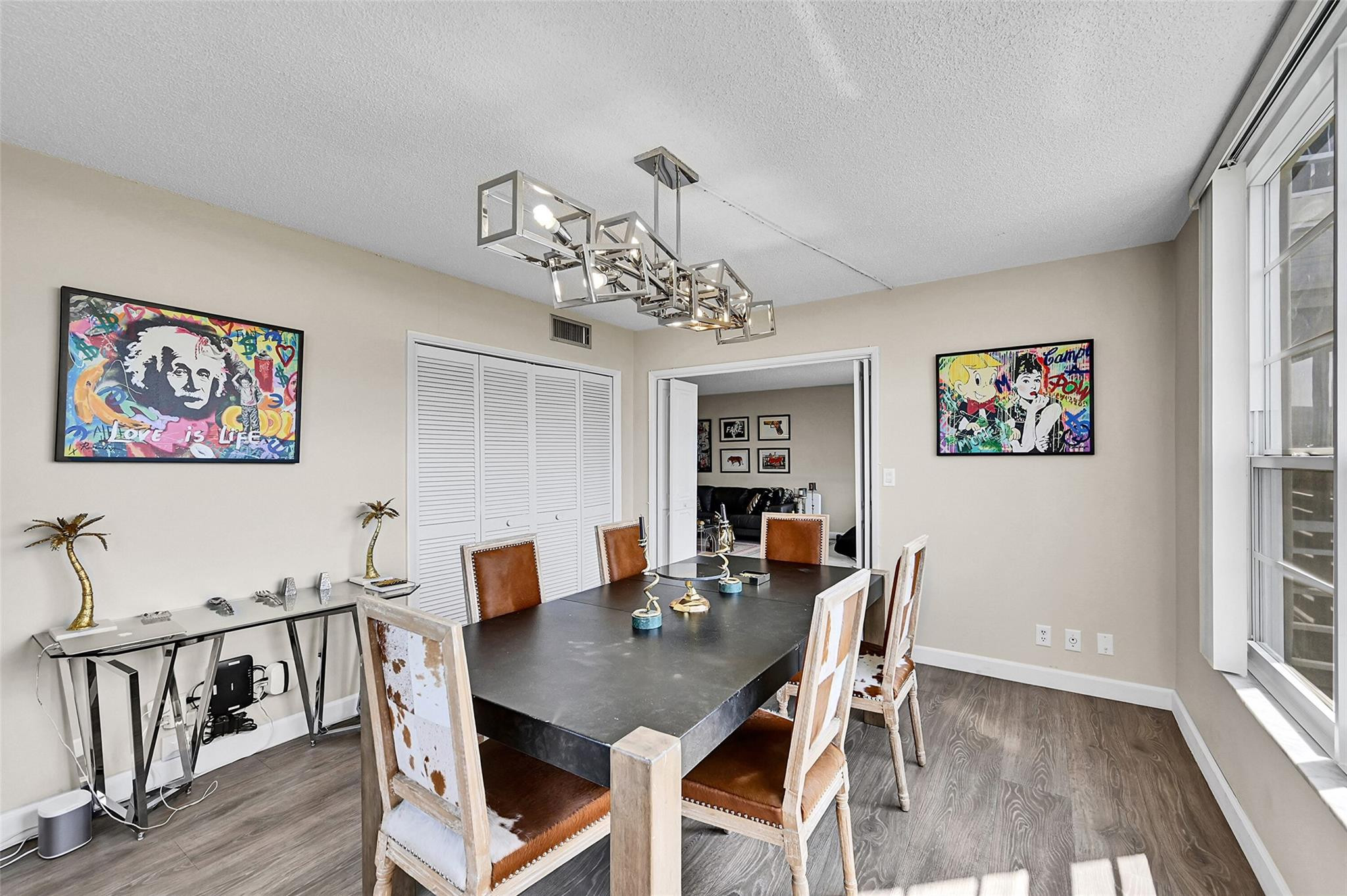 605 Oaks Drive 701