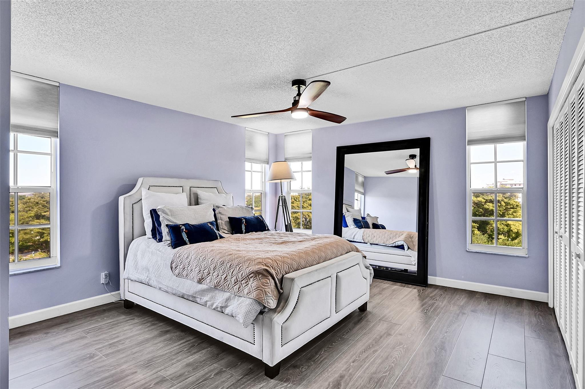 605 Oaks Drive 701