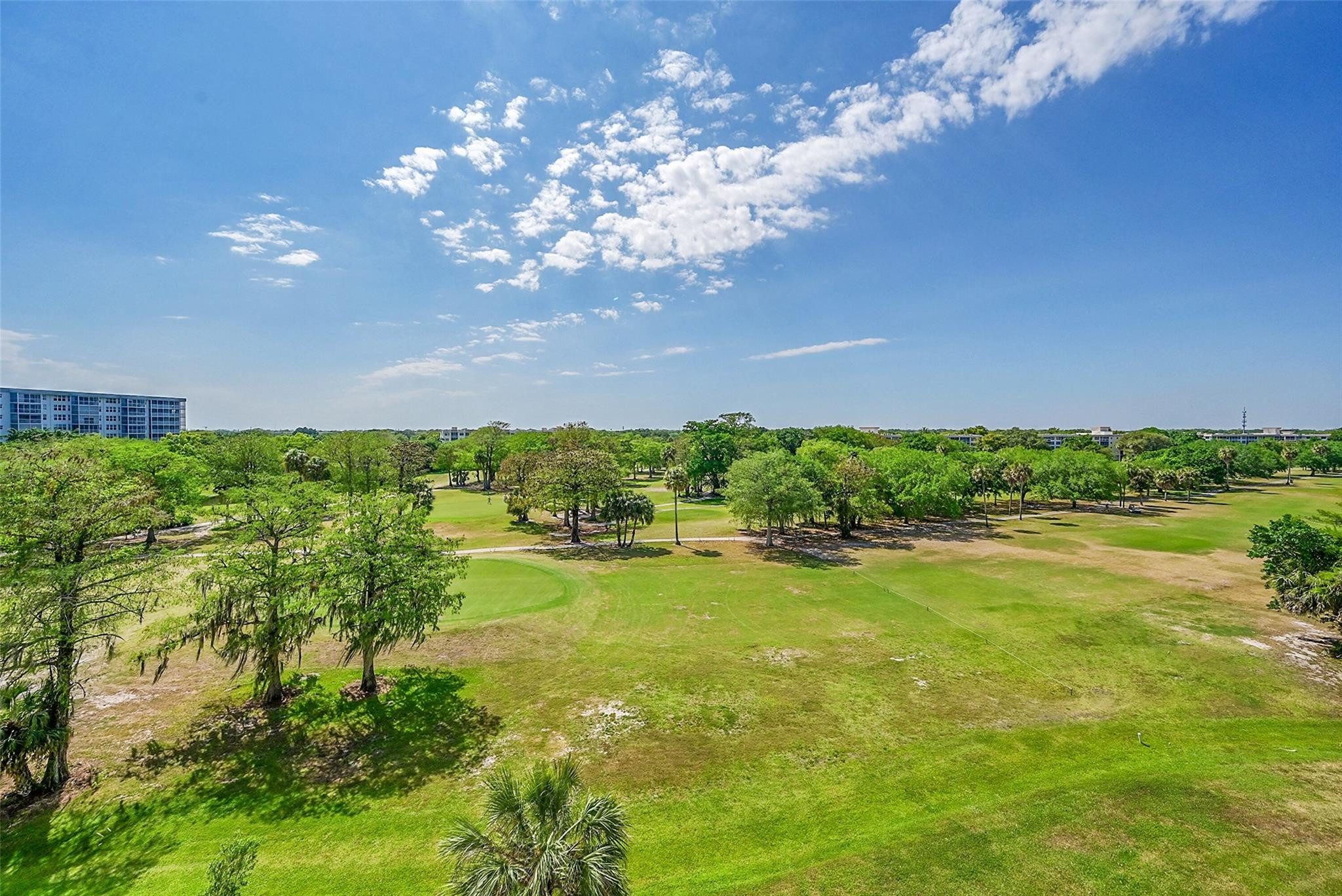 605 Oaks Drive 701