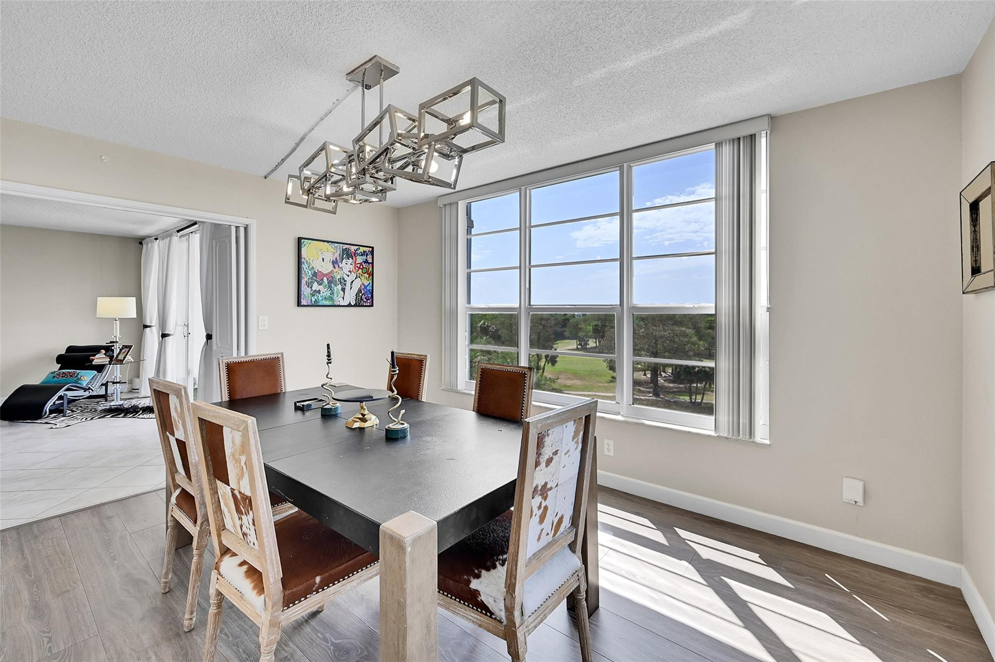 605 Oaks Drive 701