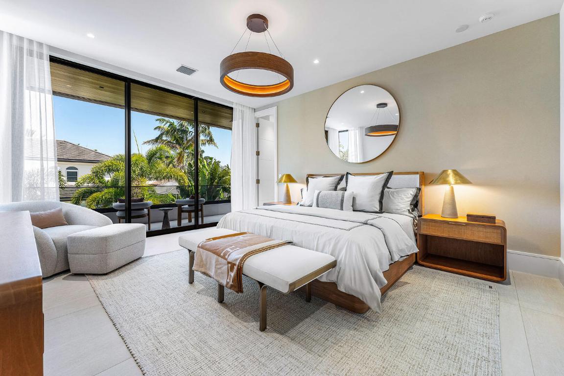 2172 W Maya Palm Drive