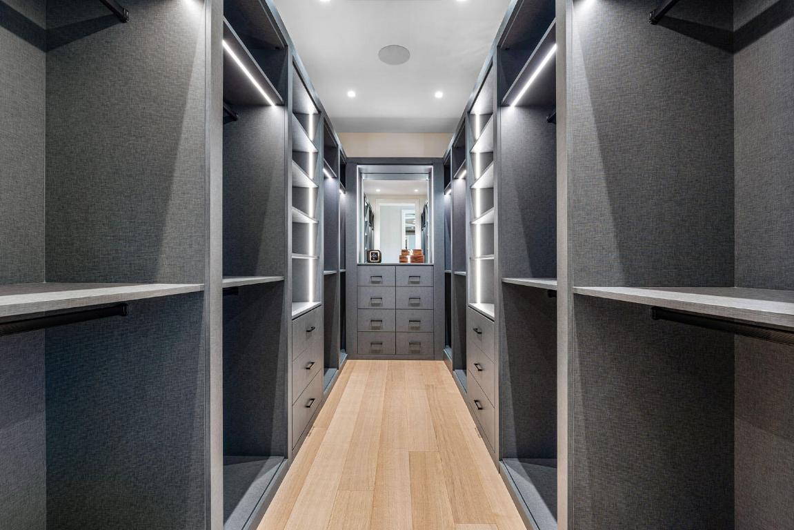 2172 W Maya Palm Drive