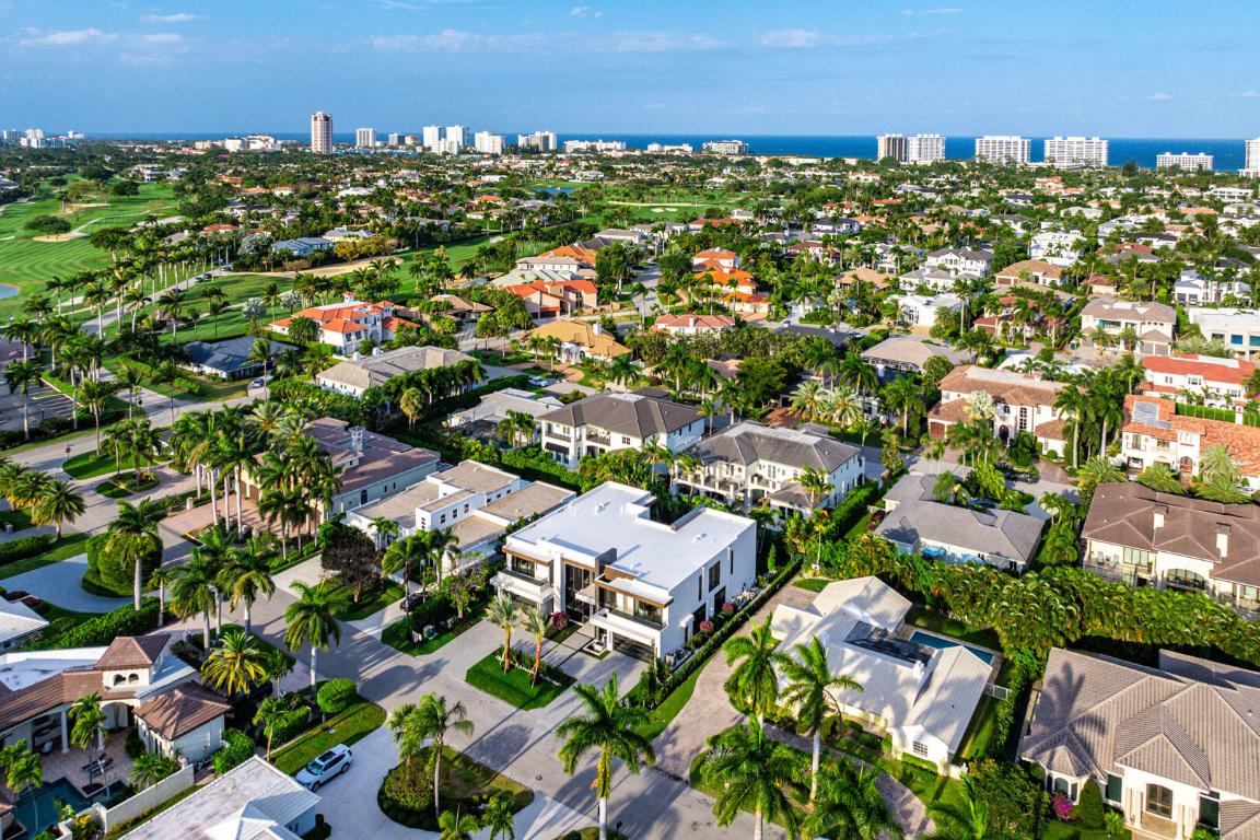 2172 W Maya Palm Drive