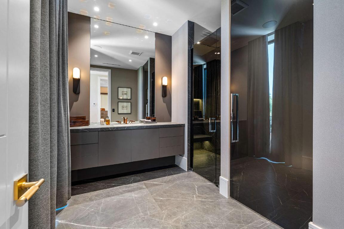 2172 W Maya Palm Drive