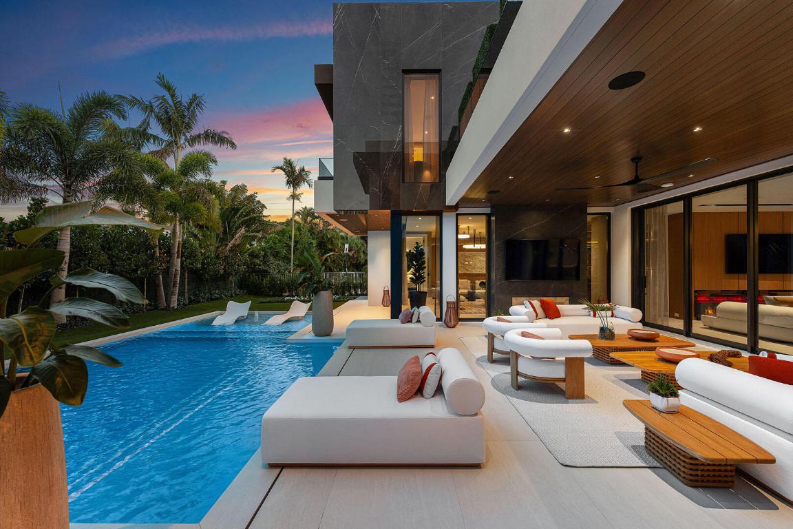 2172 W Maya Palm Drive