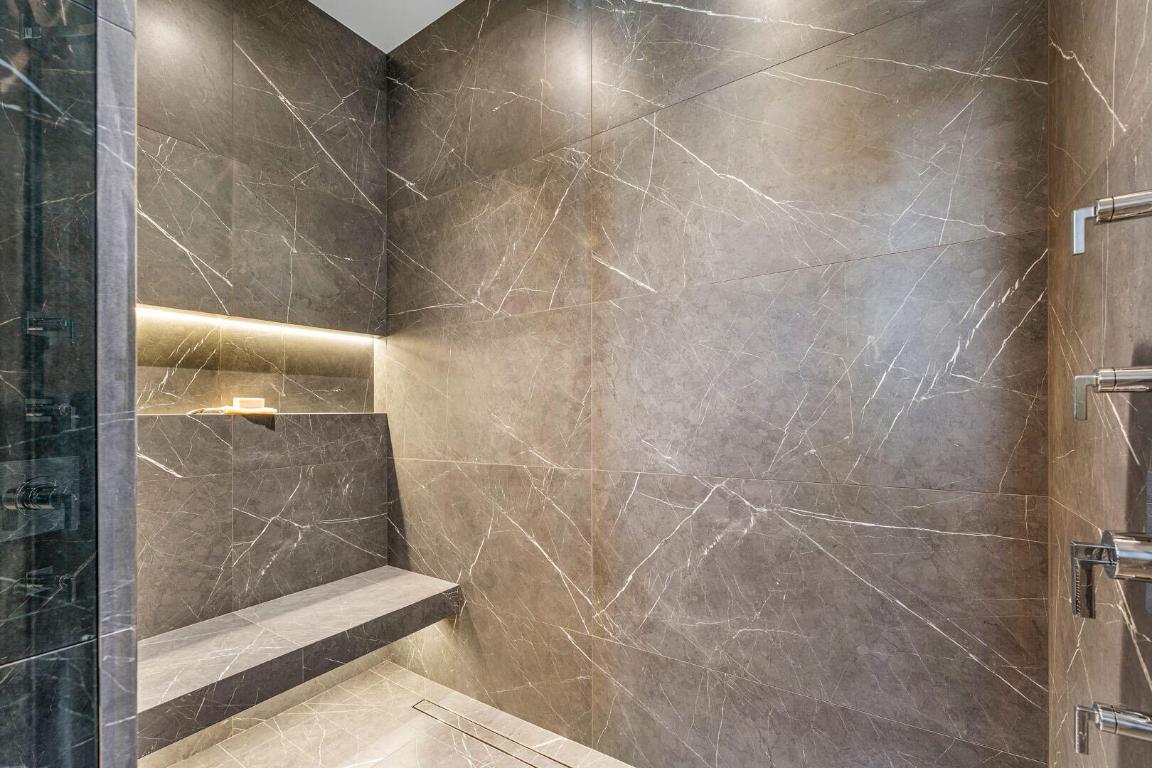 2172 W Maya Palm Drive