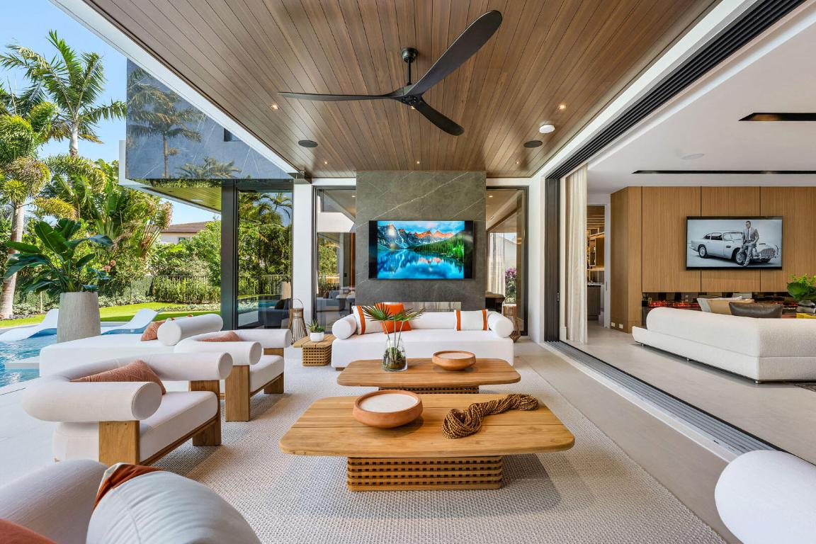 2172 W Maya Palm Drive