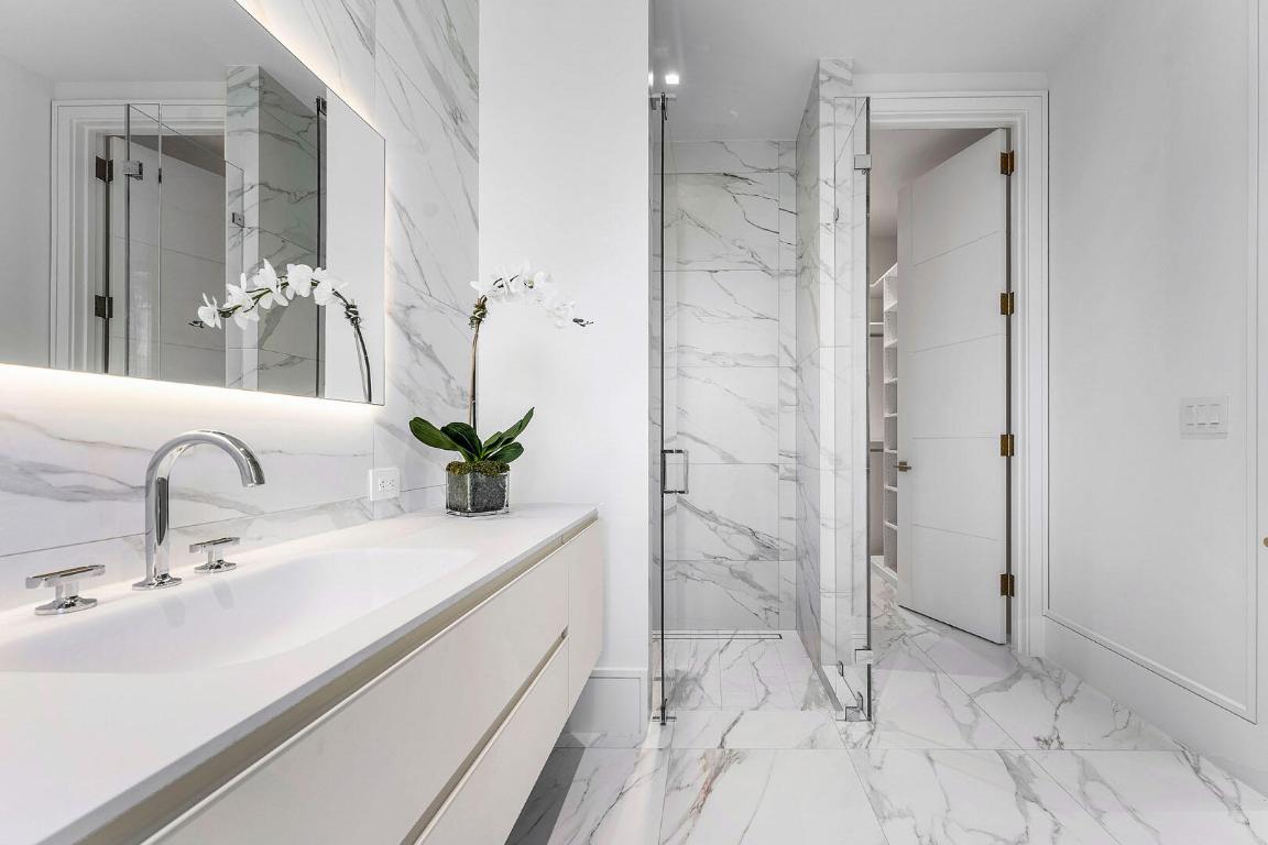 2172 W Maya Palm Drive