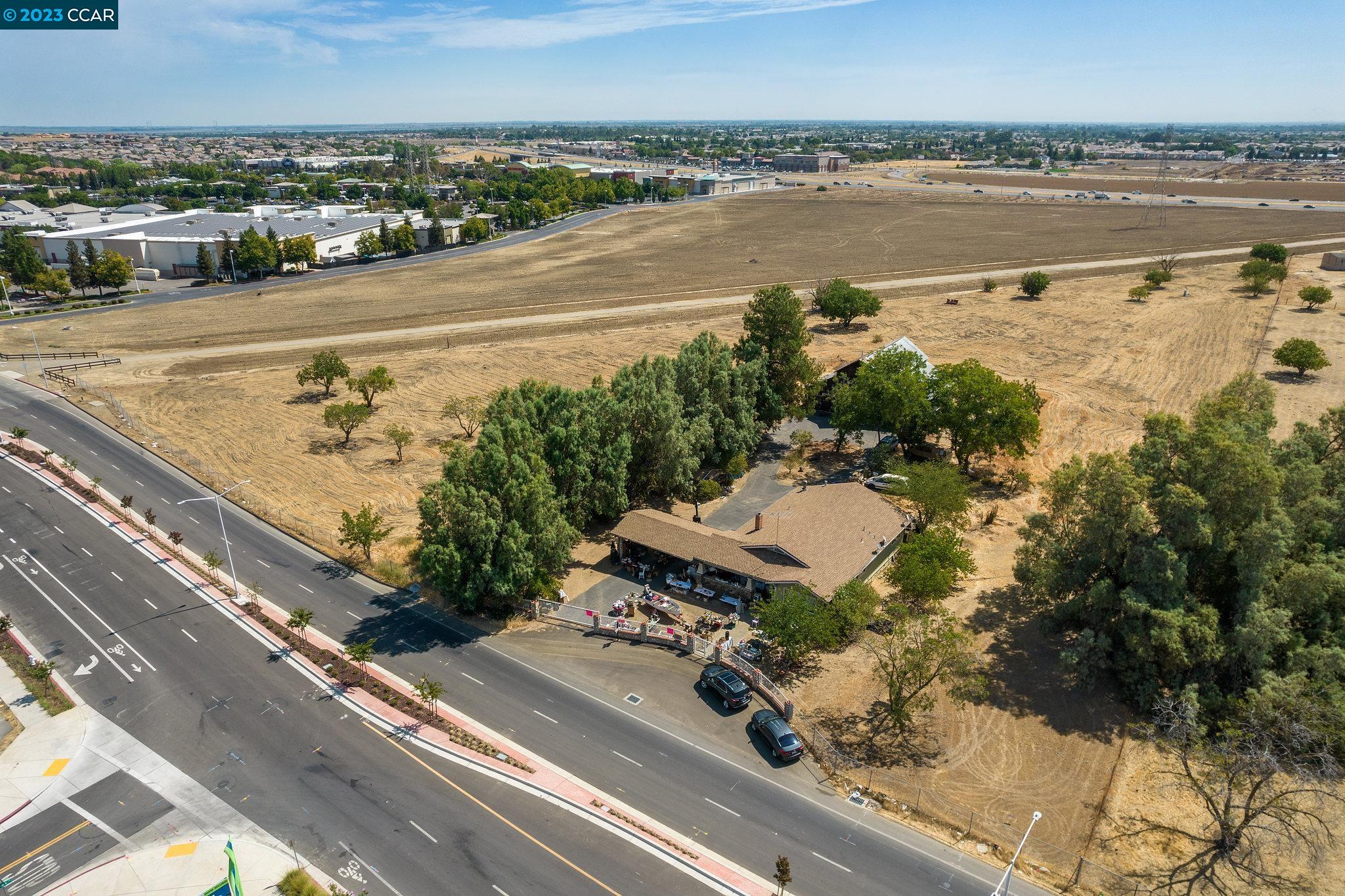5225 Heidorn Ranch Rd