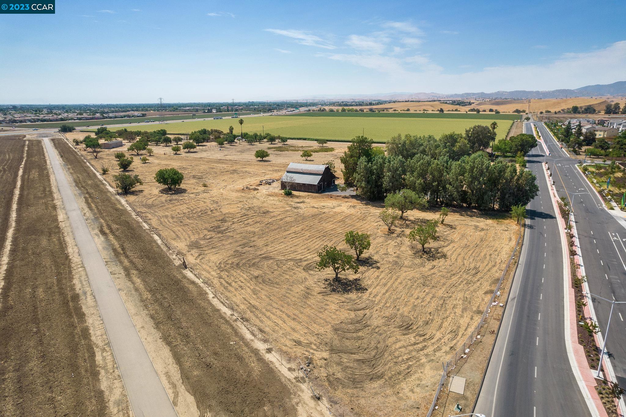 5225 Heidorn Ranch Rd