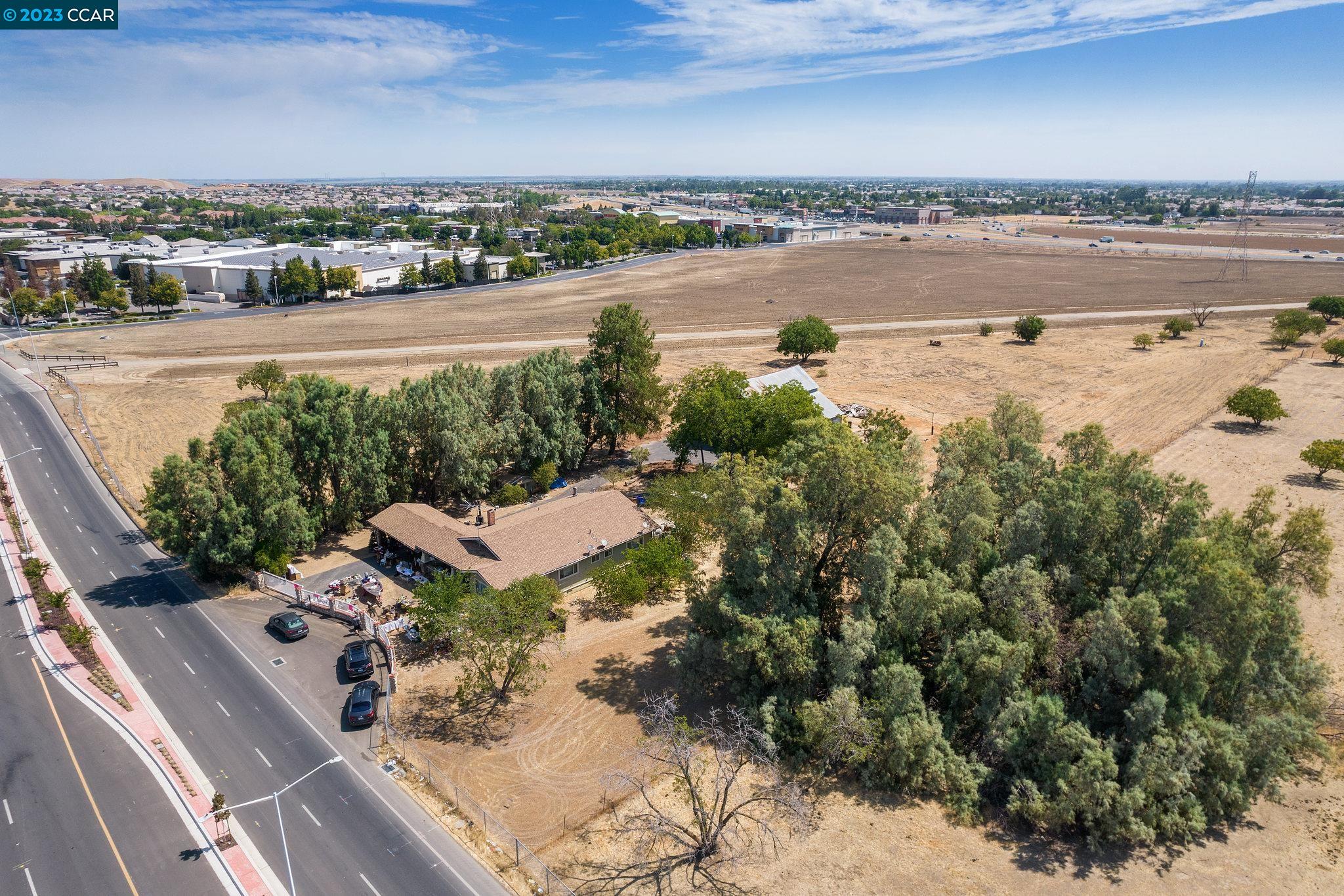 5225 Heidorn Ranch Rd