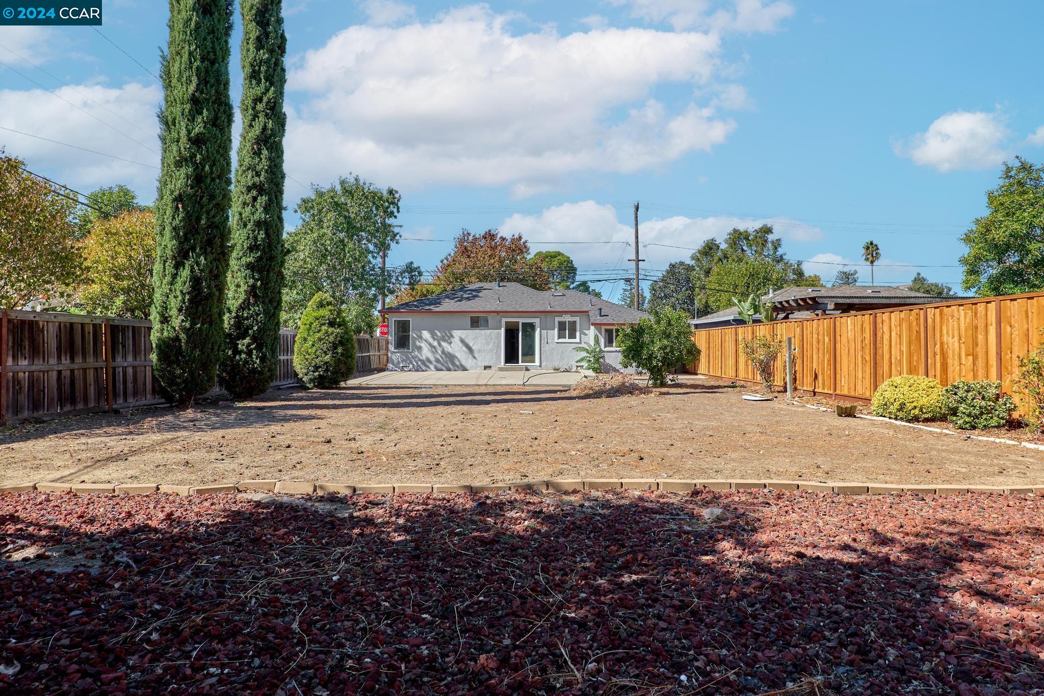 1360 San Carlos Ave