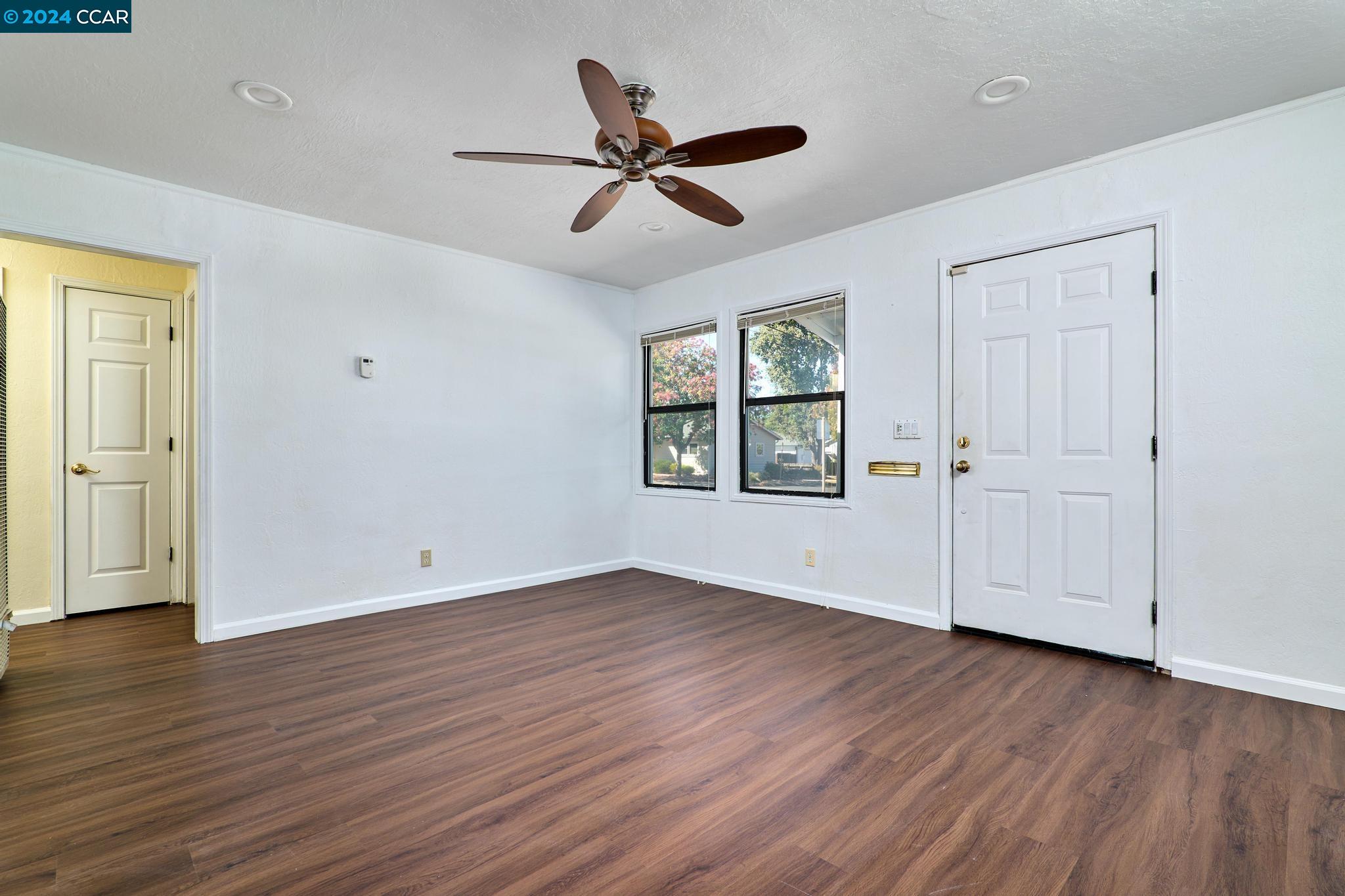 1360 San Carlos Ave