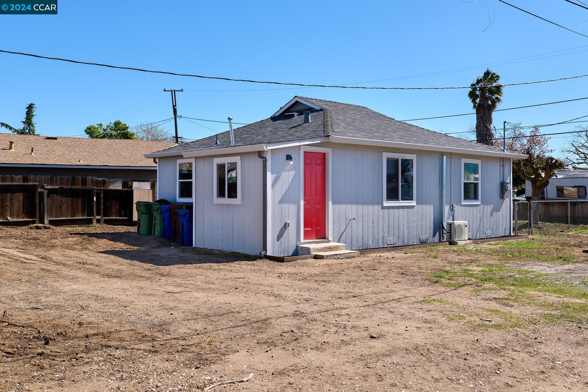 160 Sunrise Dr