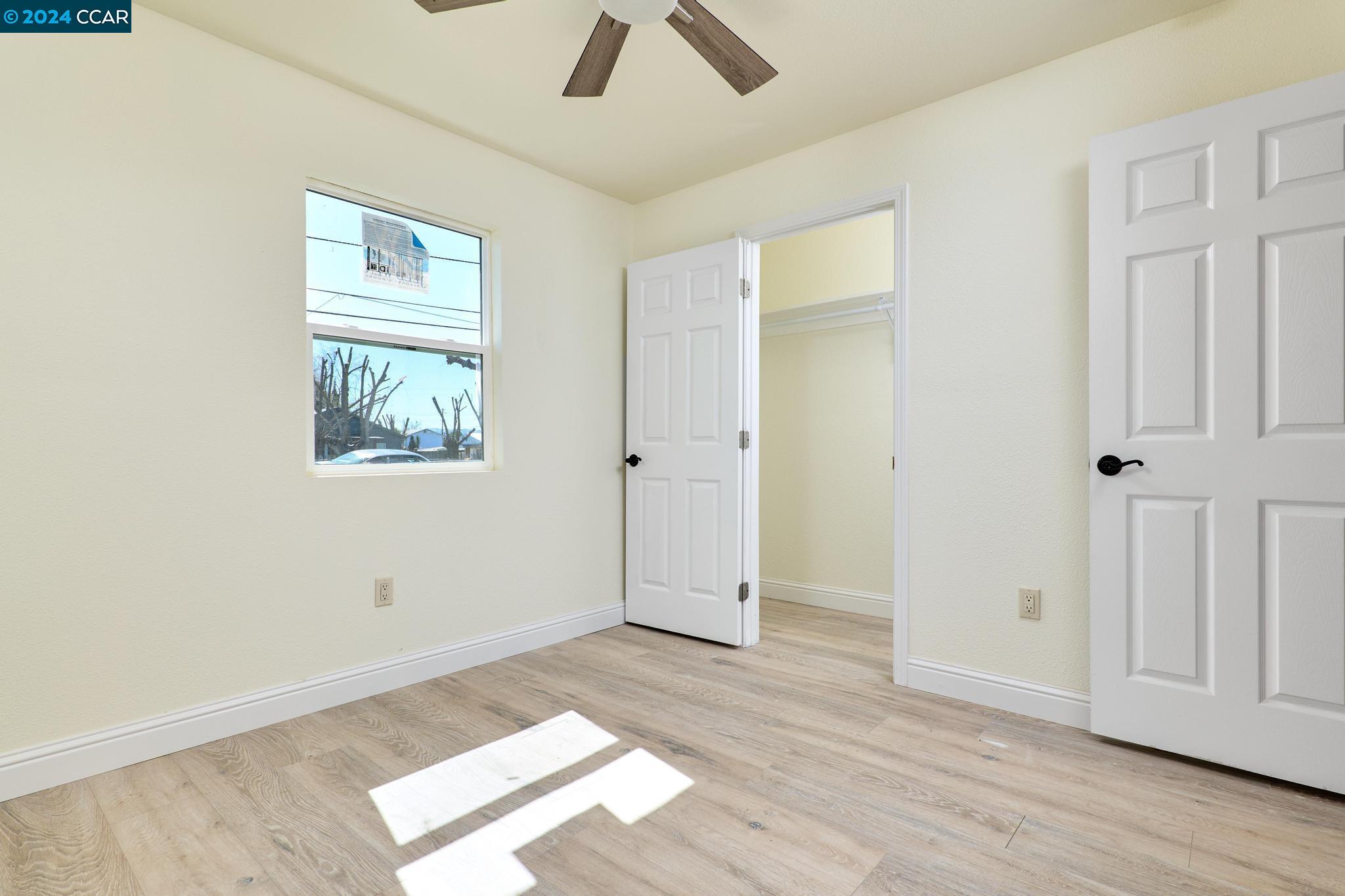 160 Sunrise Dr