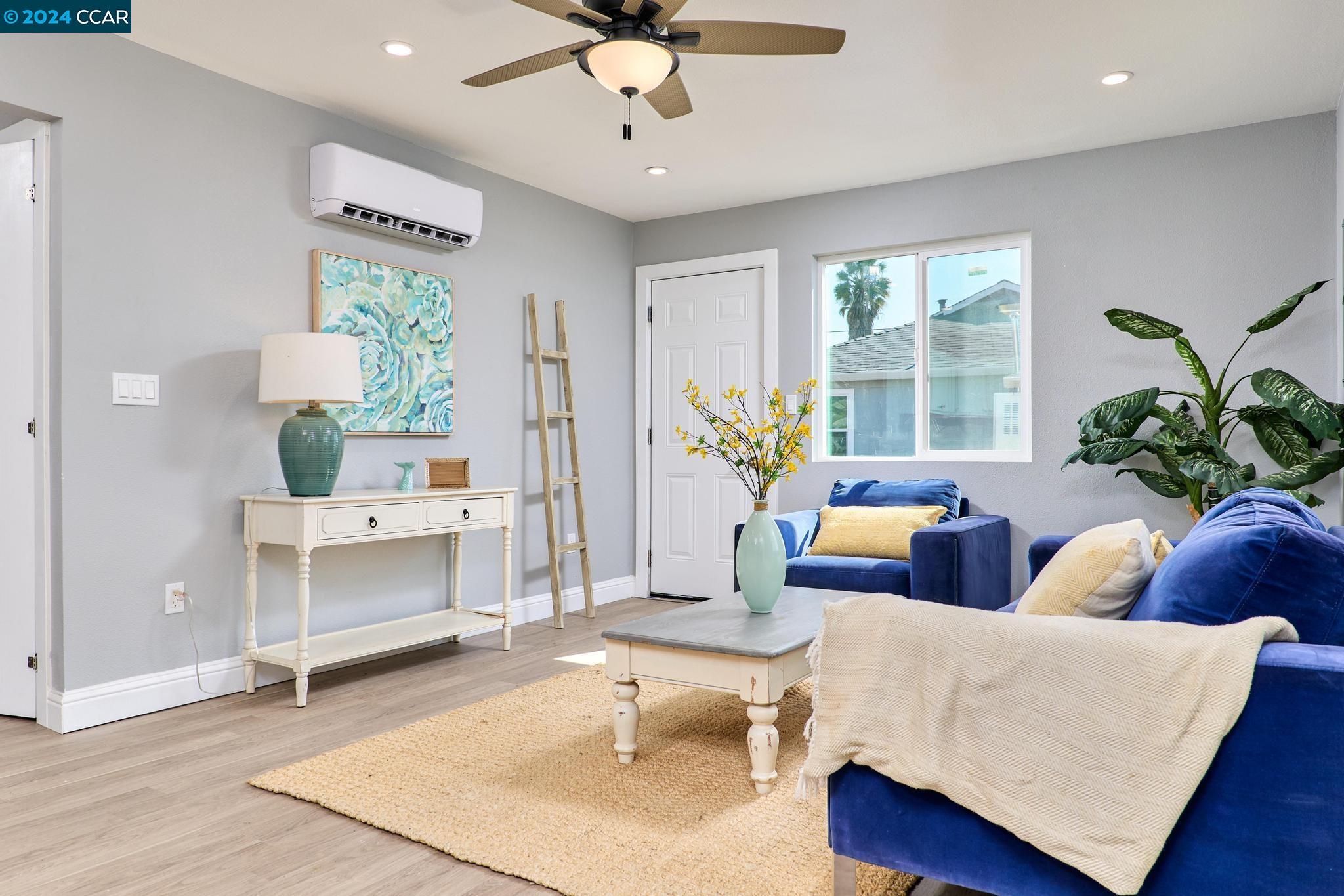 160 Sunrise Dr
