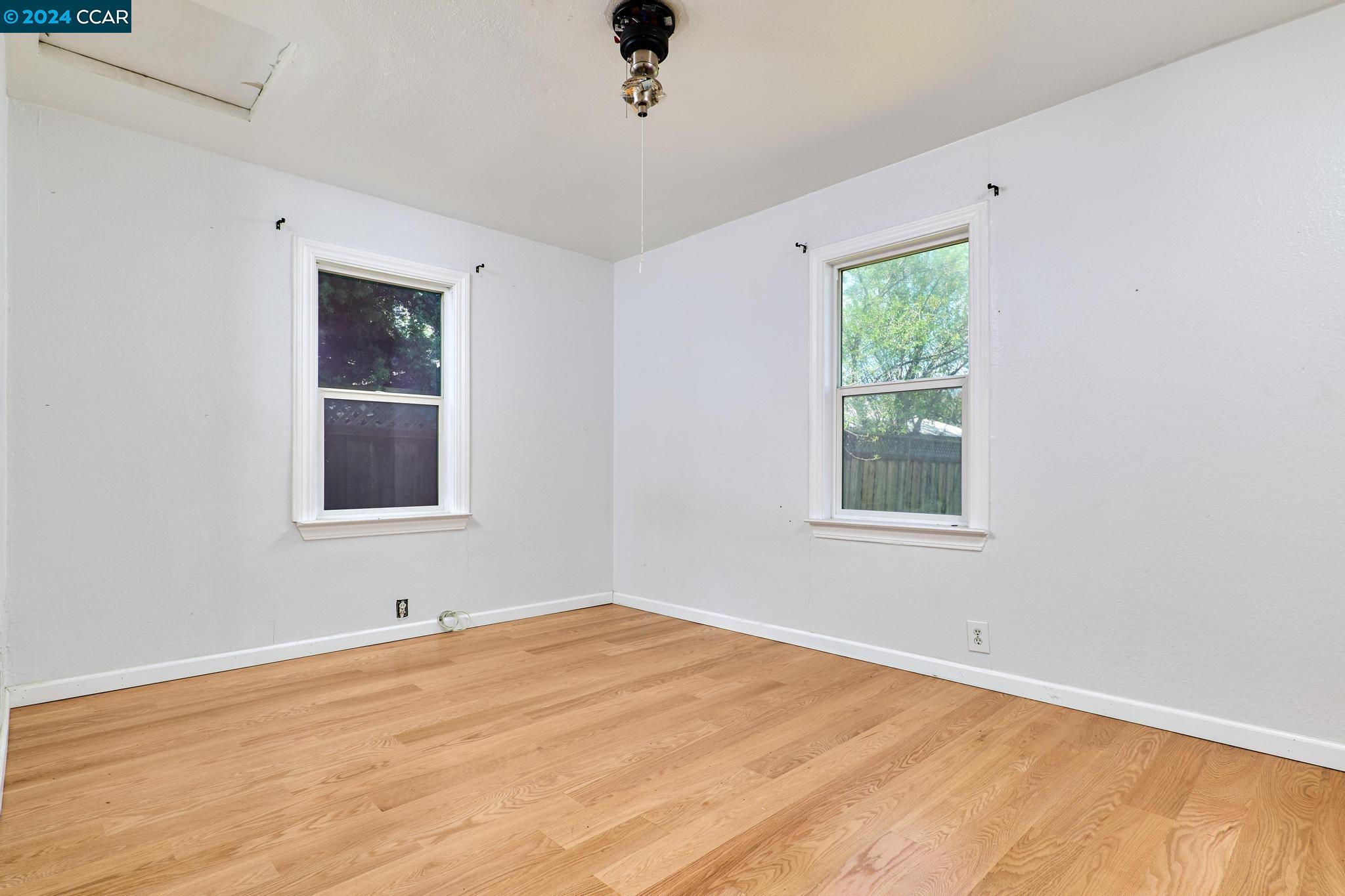 3631 Walnut Ave