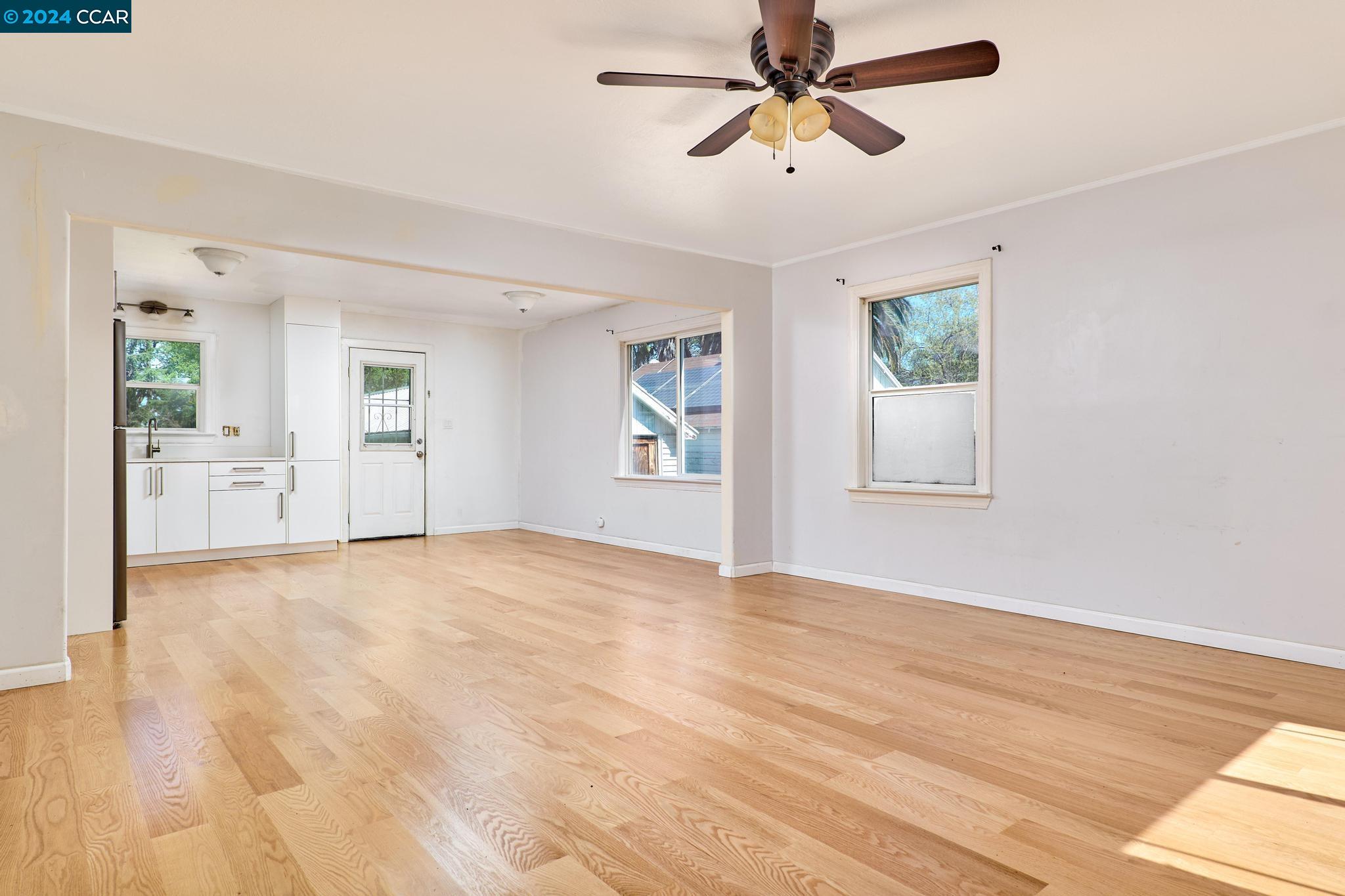 3631 Walnut Ave