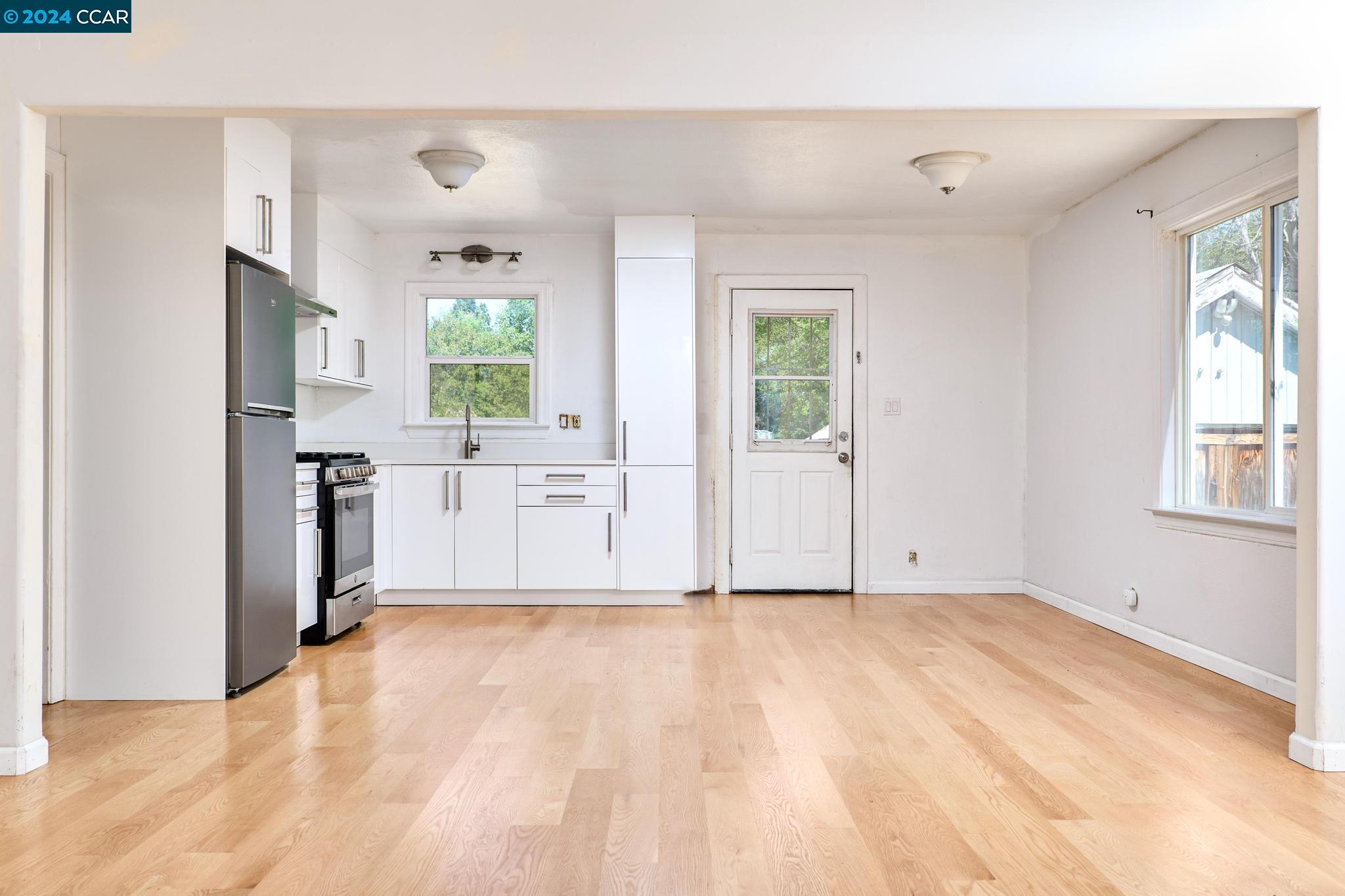 3631 Walnut Ave