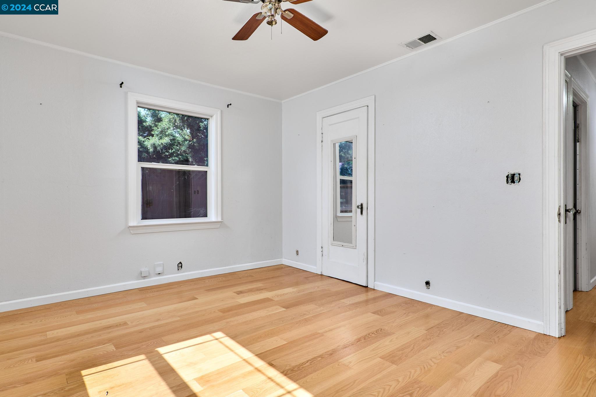 3631 Walnut Ave