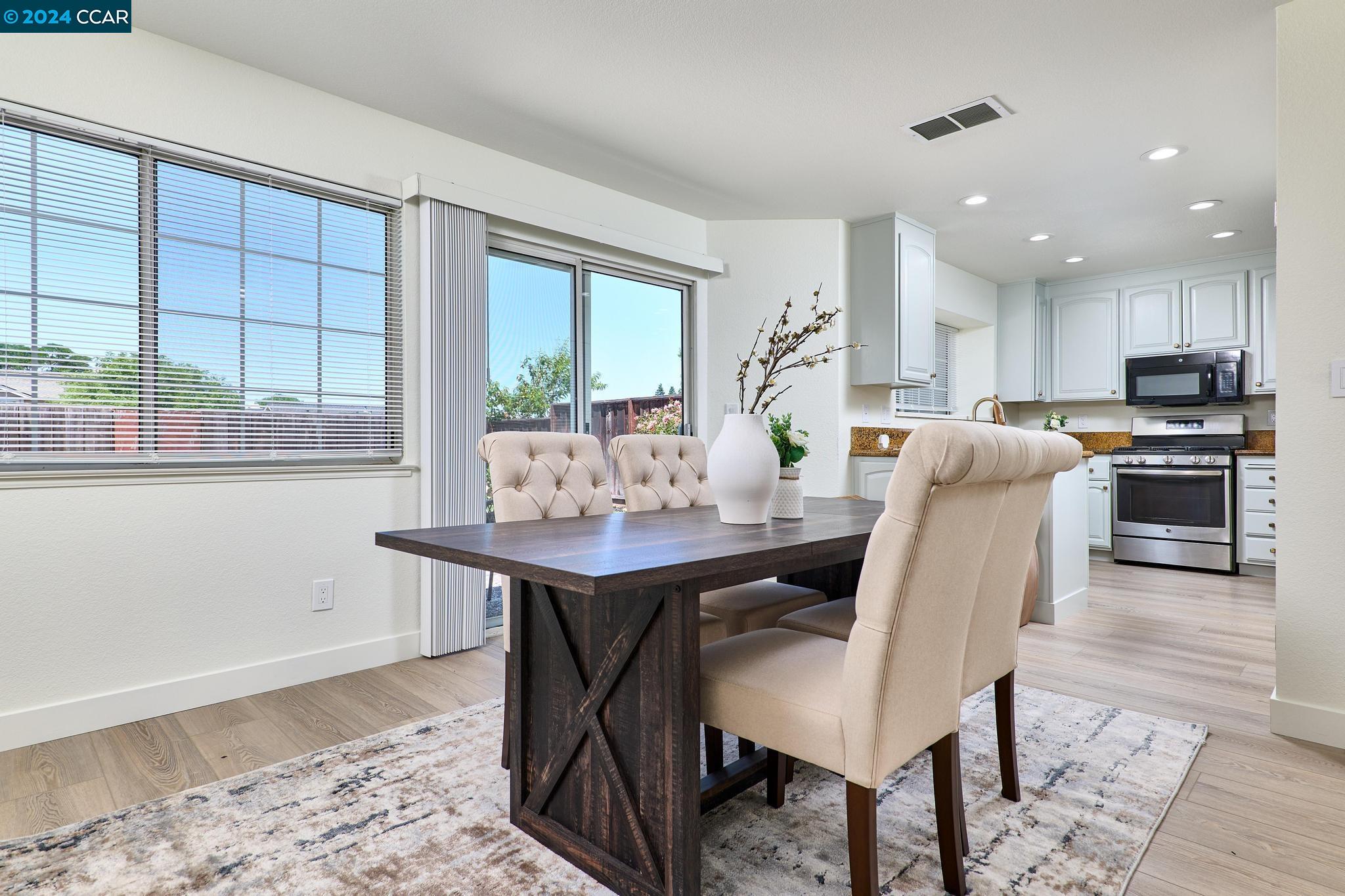 1464 Peachtree Cmn