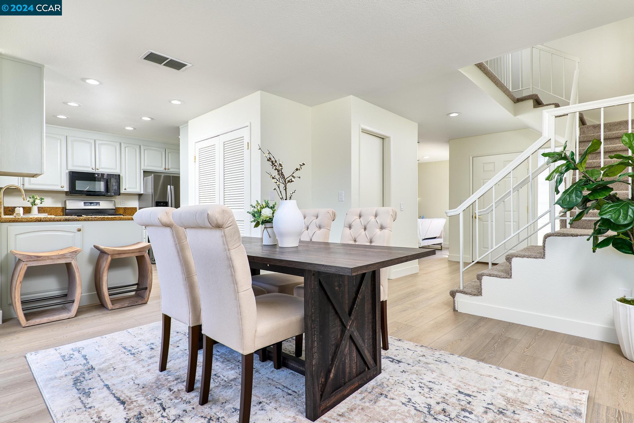 1464 Peachtree Cmn