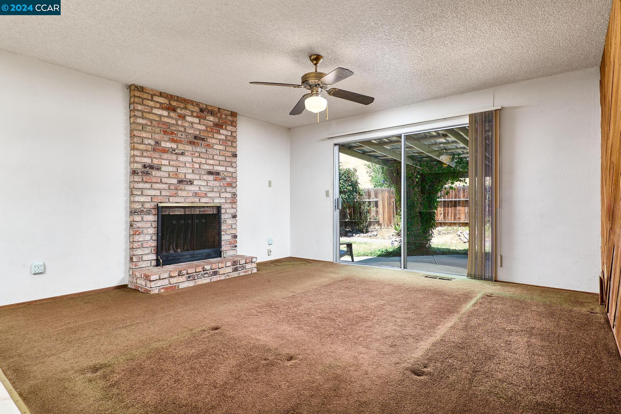 4110 Crestview Dr