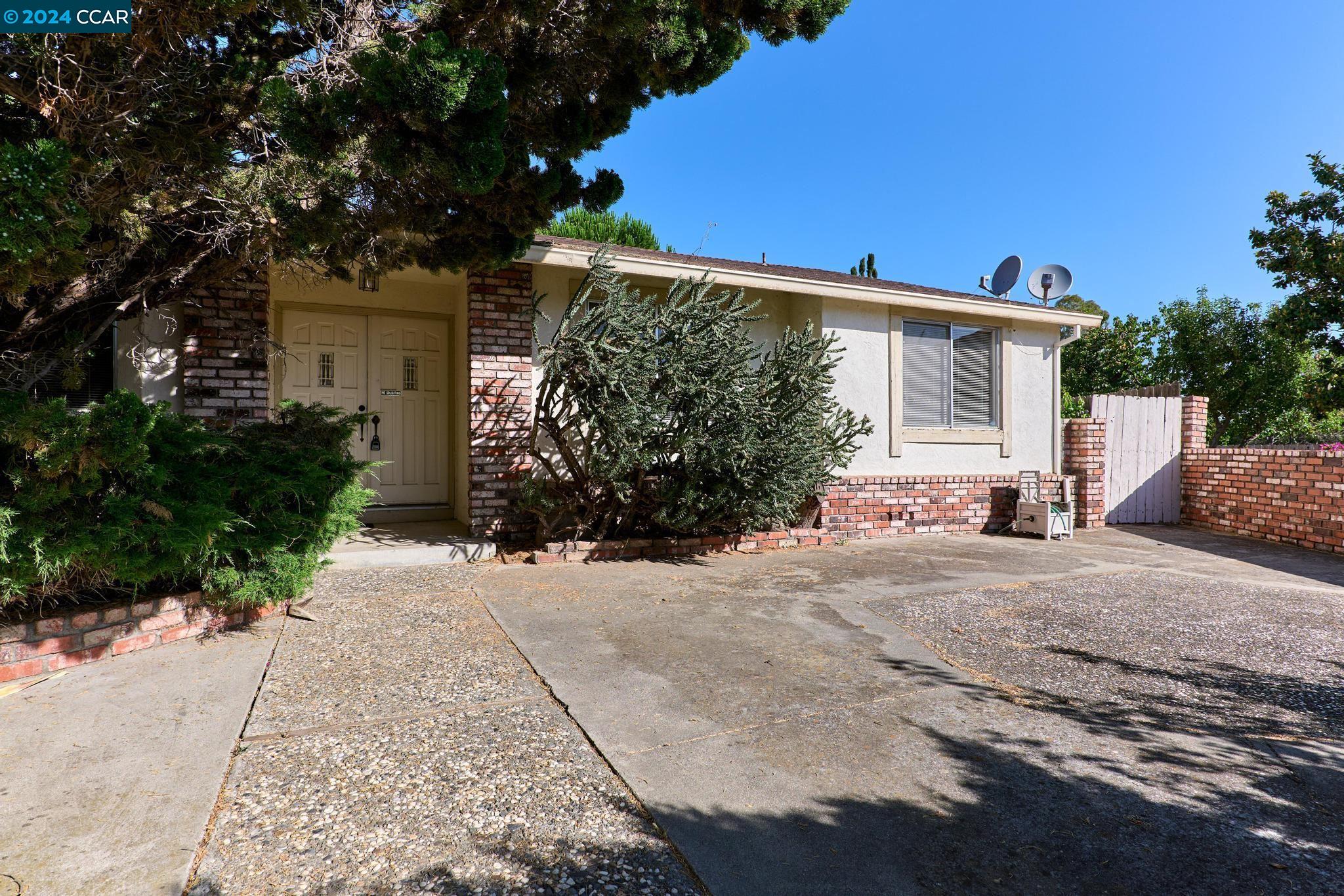 4110 Crestview Dr