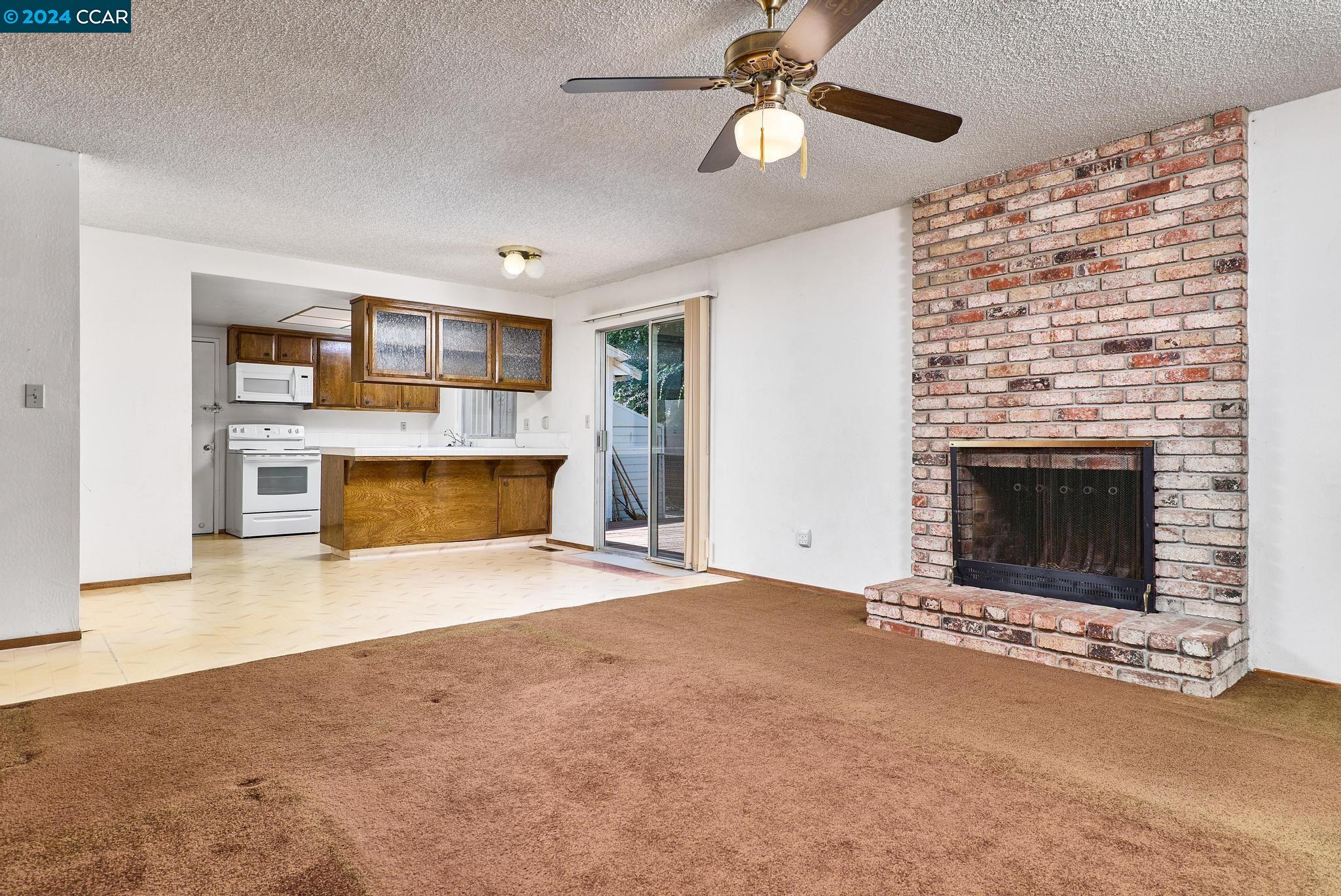 4110 Crestview Dr