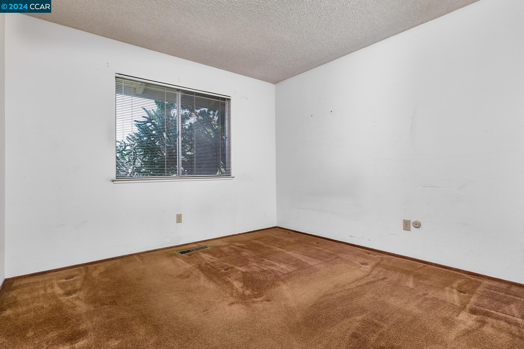 4110 Crestview Dr