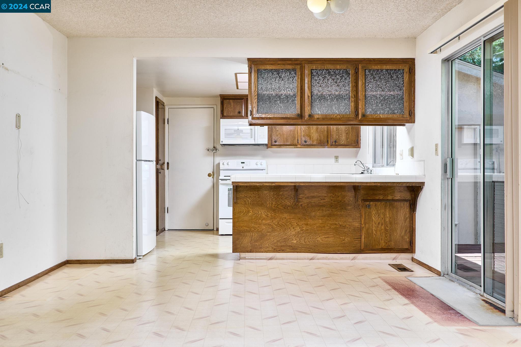 4110 Crestview Dr