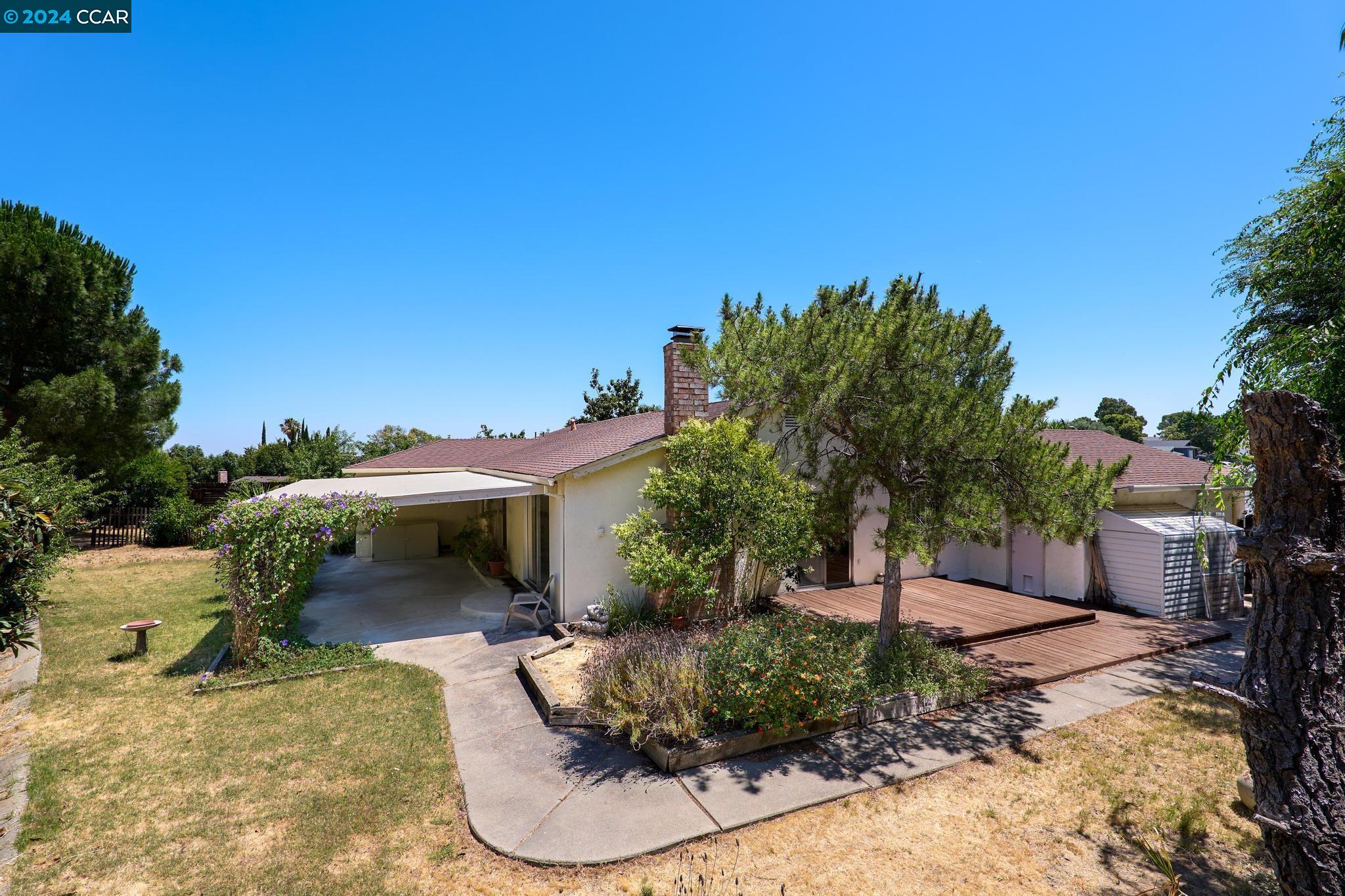 4110 Crestview Dr
