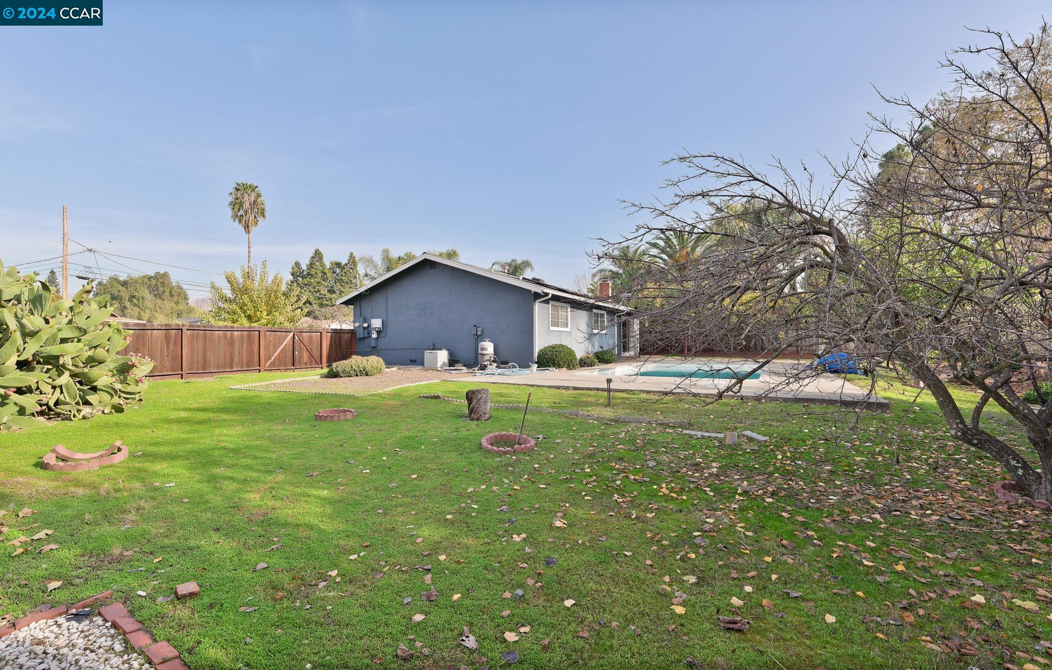 5182 La Corte Bonita