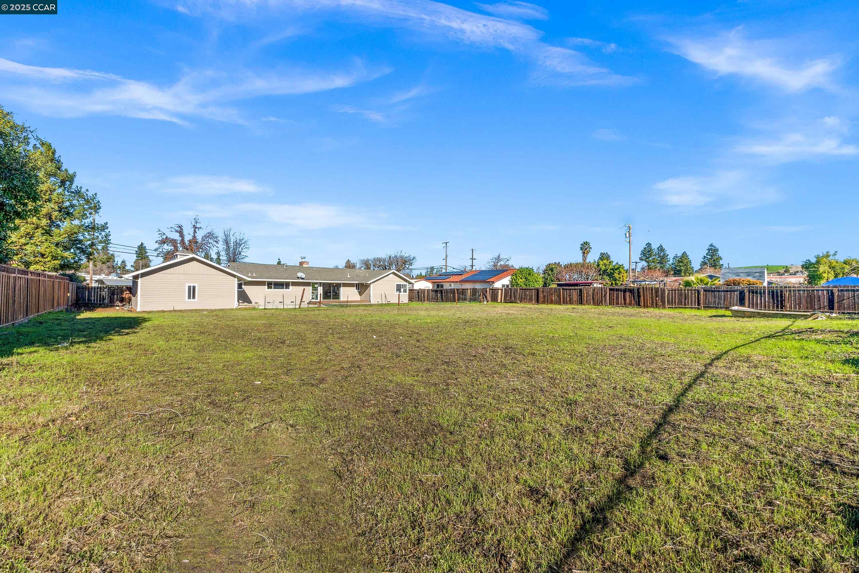 2226 Chalomar Rd