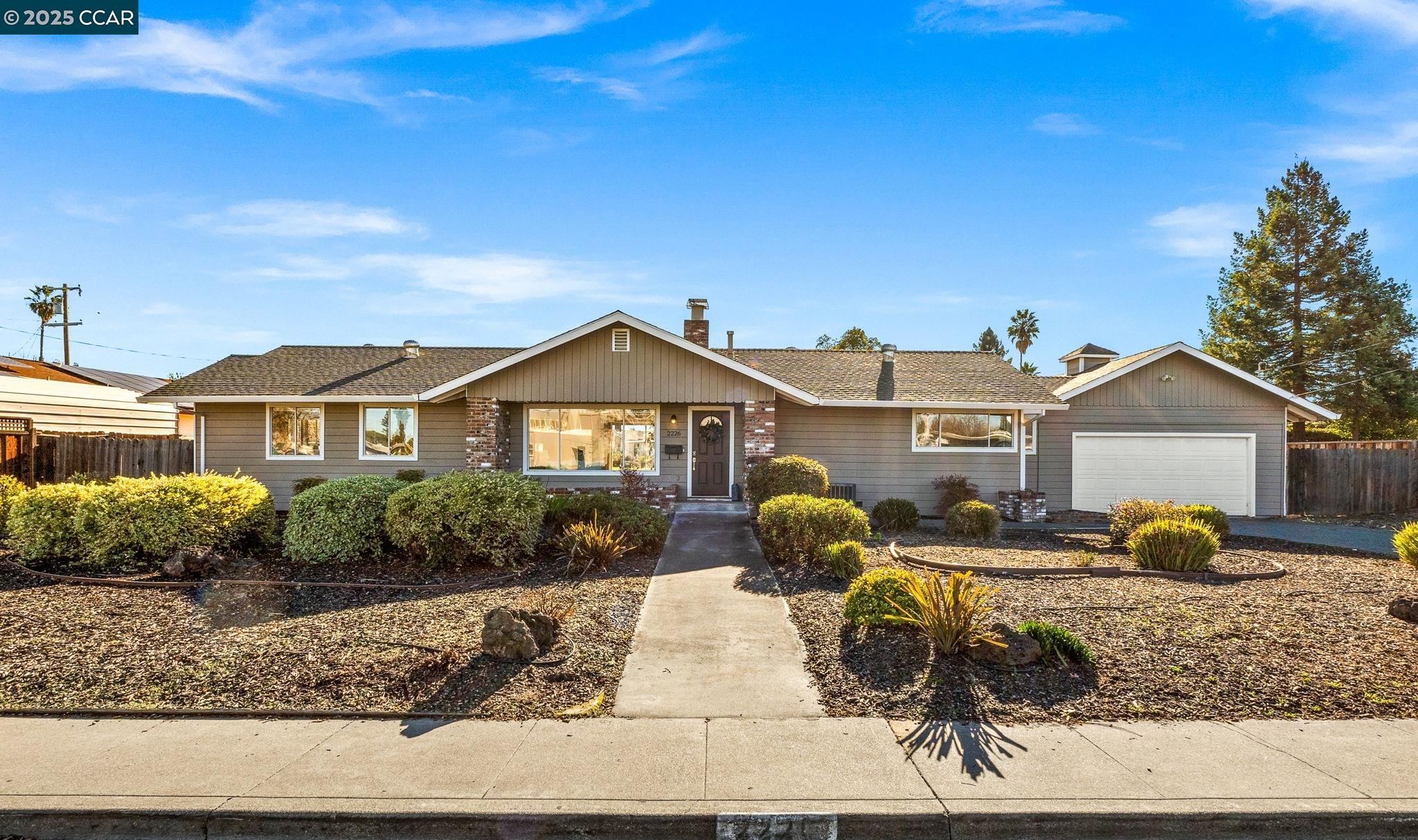 2226 Chalomar Rd