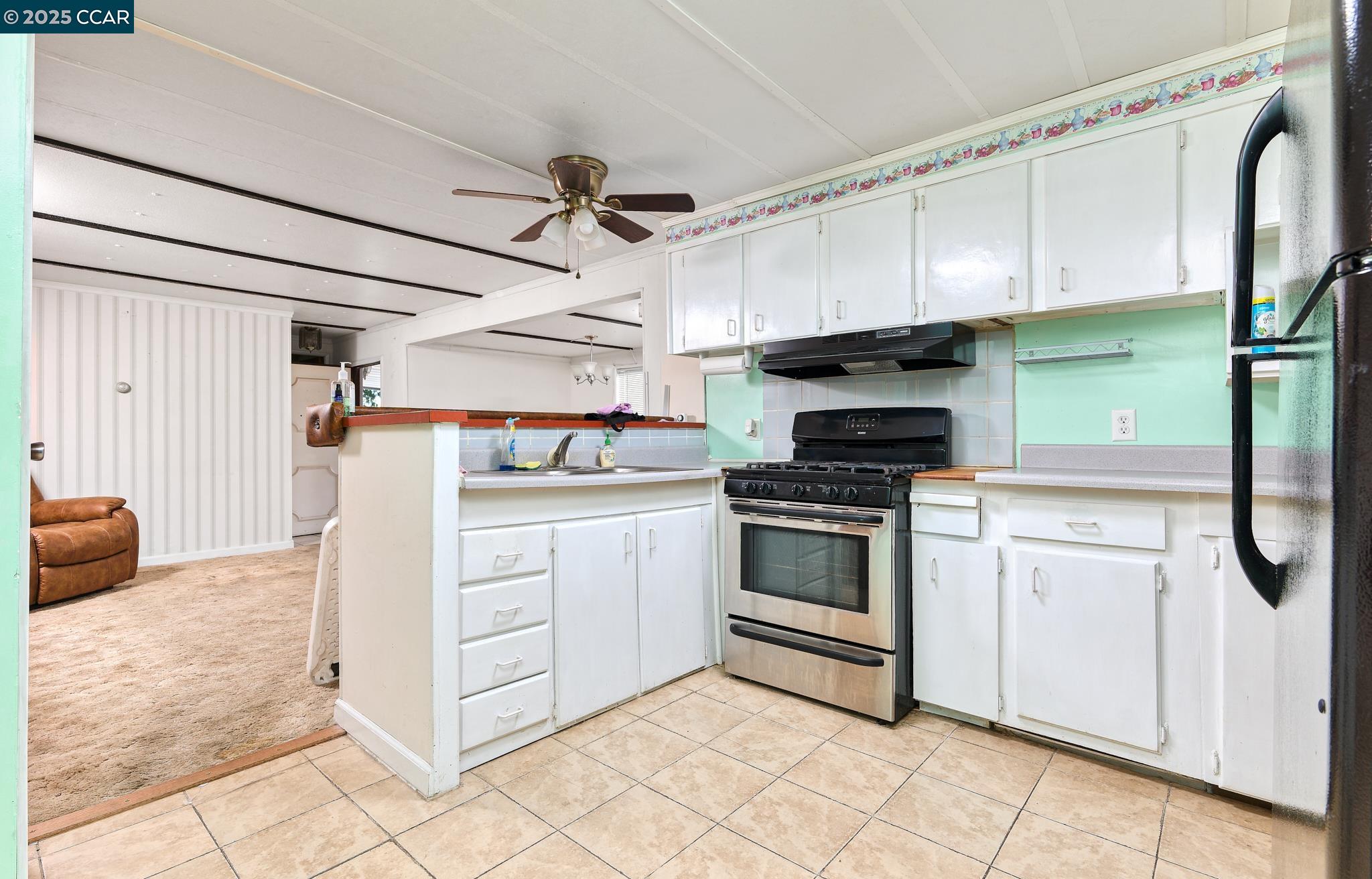 728 Treasure Dr.