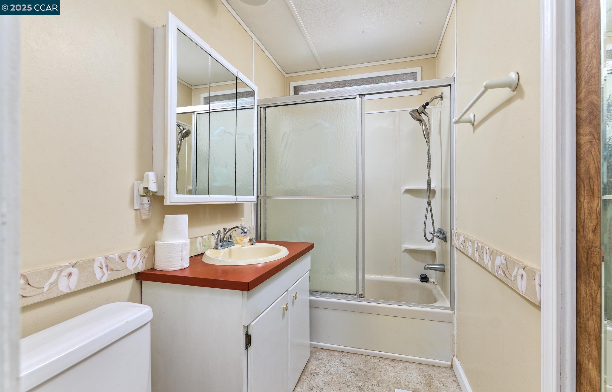 728 Treasure Dr.