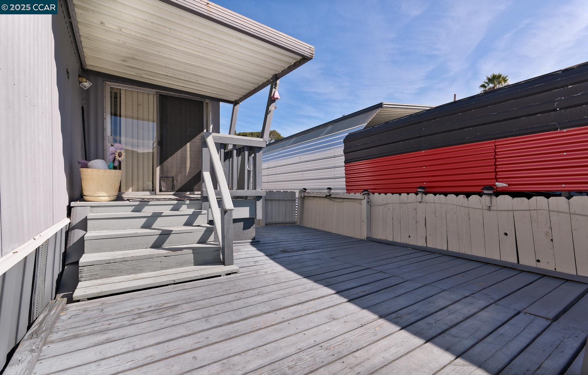 728 Treasure Dr.
