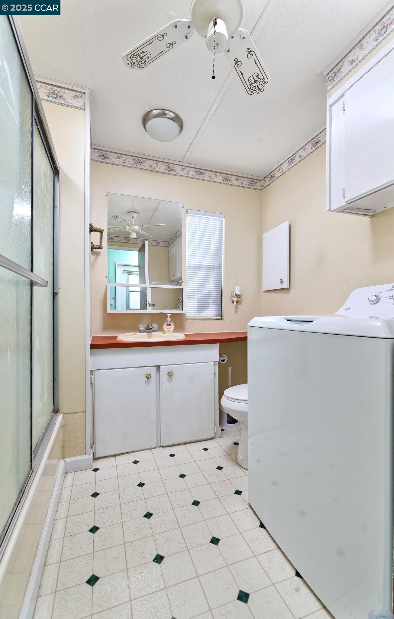728 Treasure Dr.