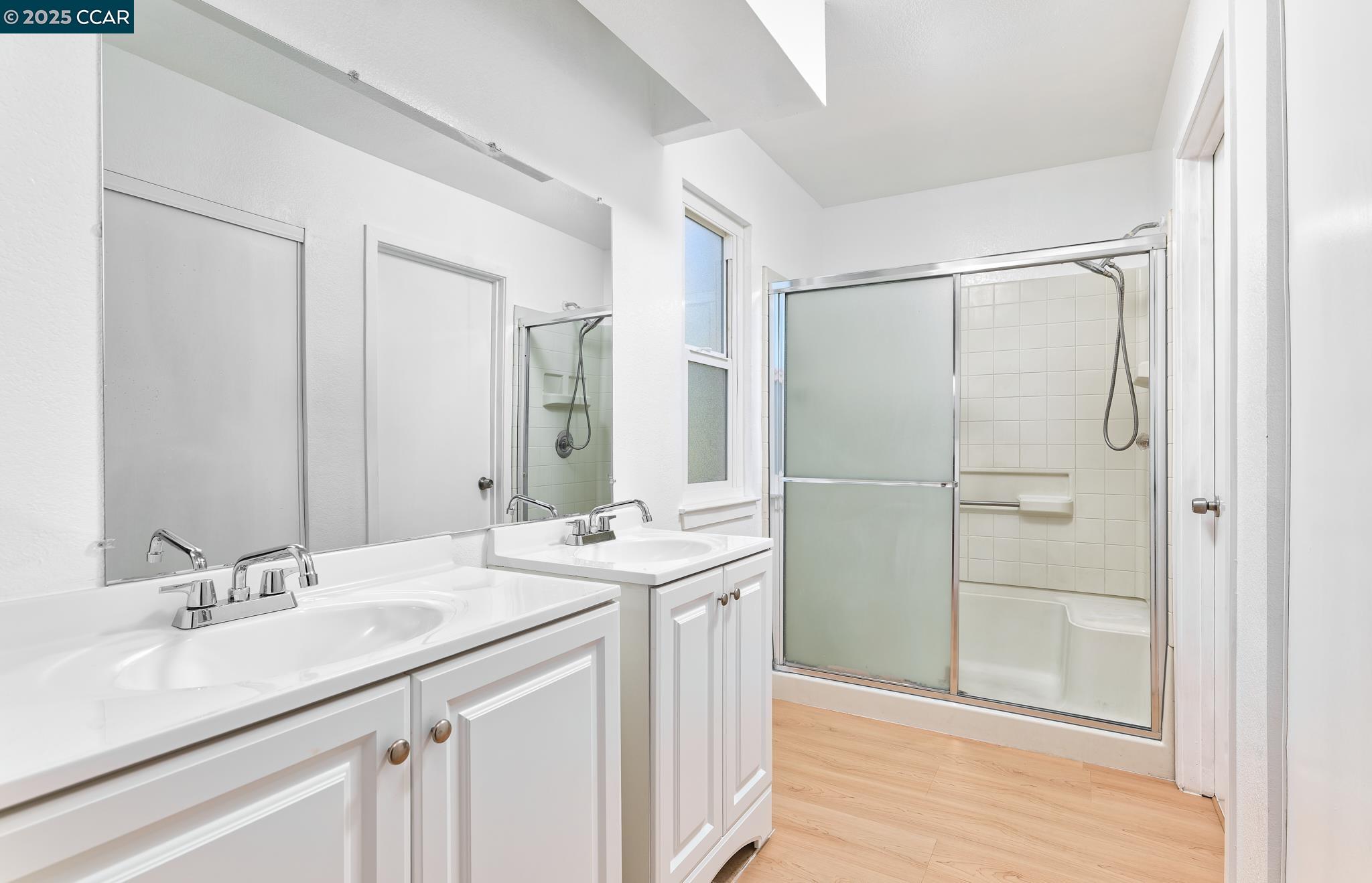 2119 Meadowlark Ln