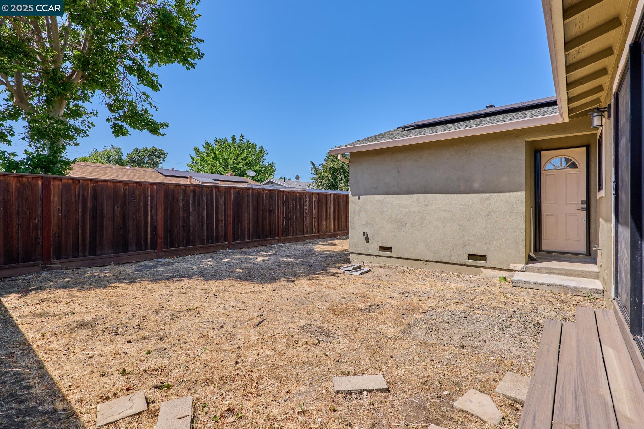 3586 Hillsborough Dr