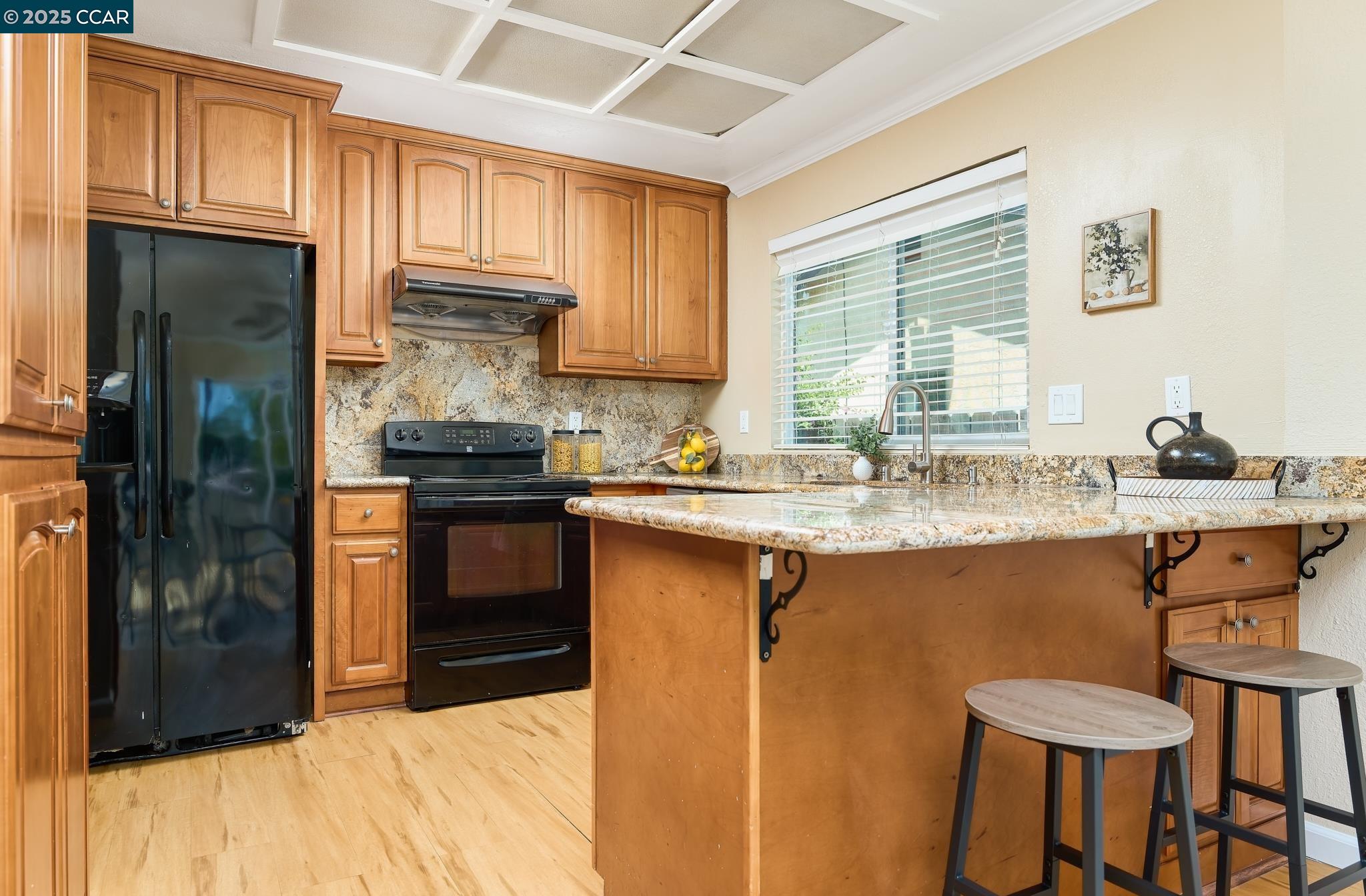 3972 Meadowbrook Cir