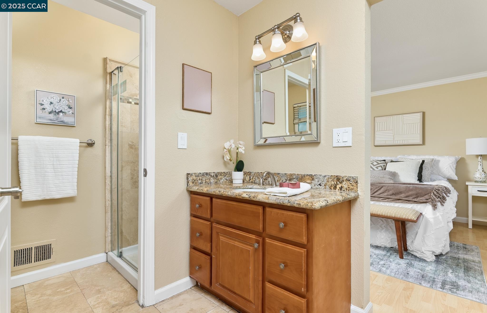 3972 Meadowbrook Cir